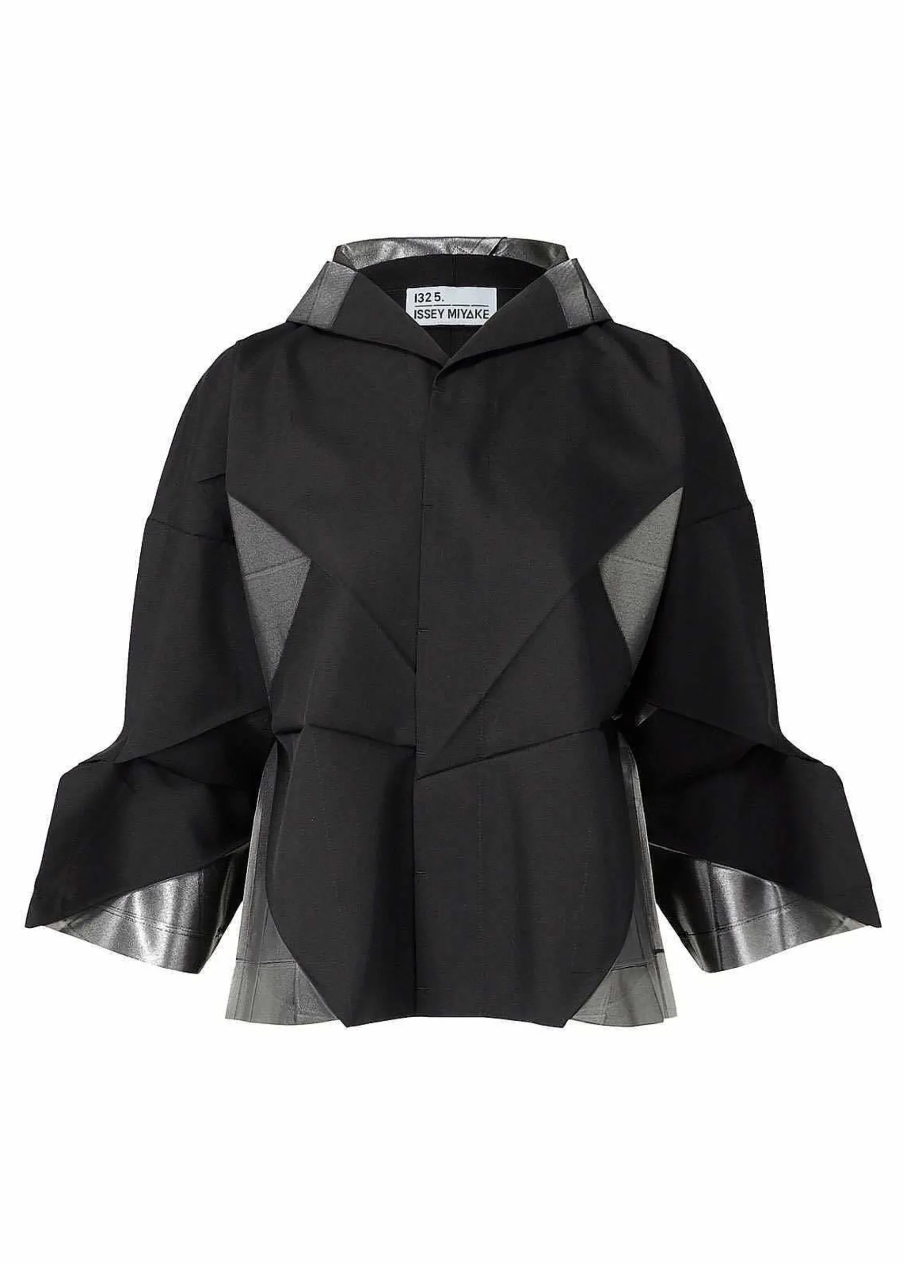 ISSEY MIYAKE 132 5. Standard Outlet