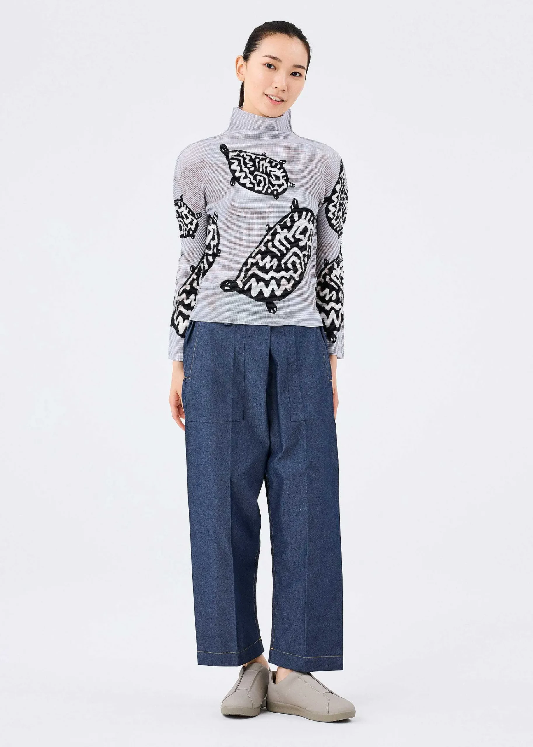 ISSEY MIYAKE Animal Pattern Clearance