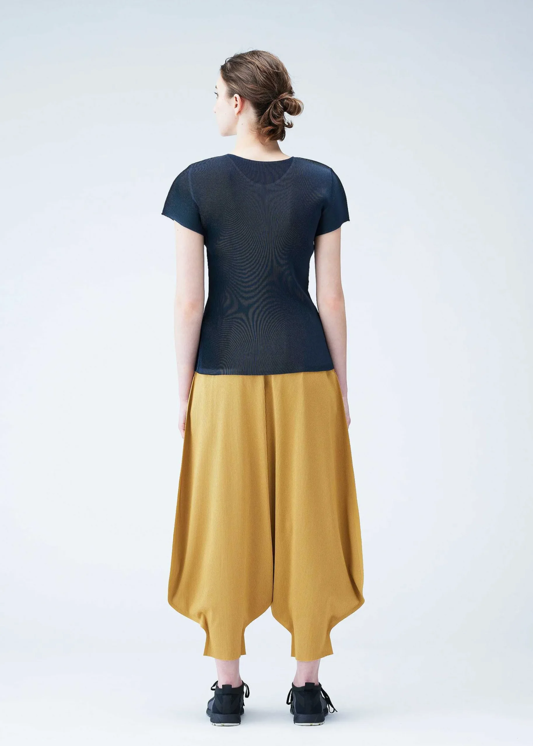 ISSEY MIYAKE A-Poc Bottoms Discount