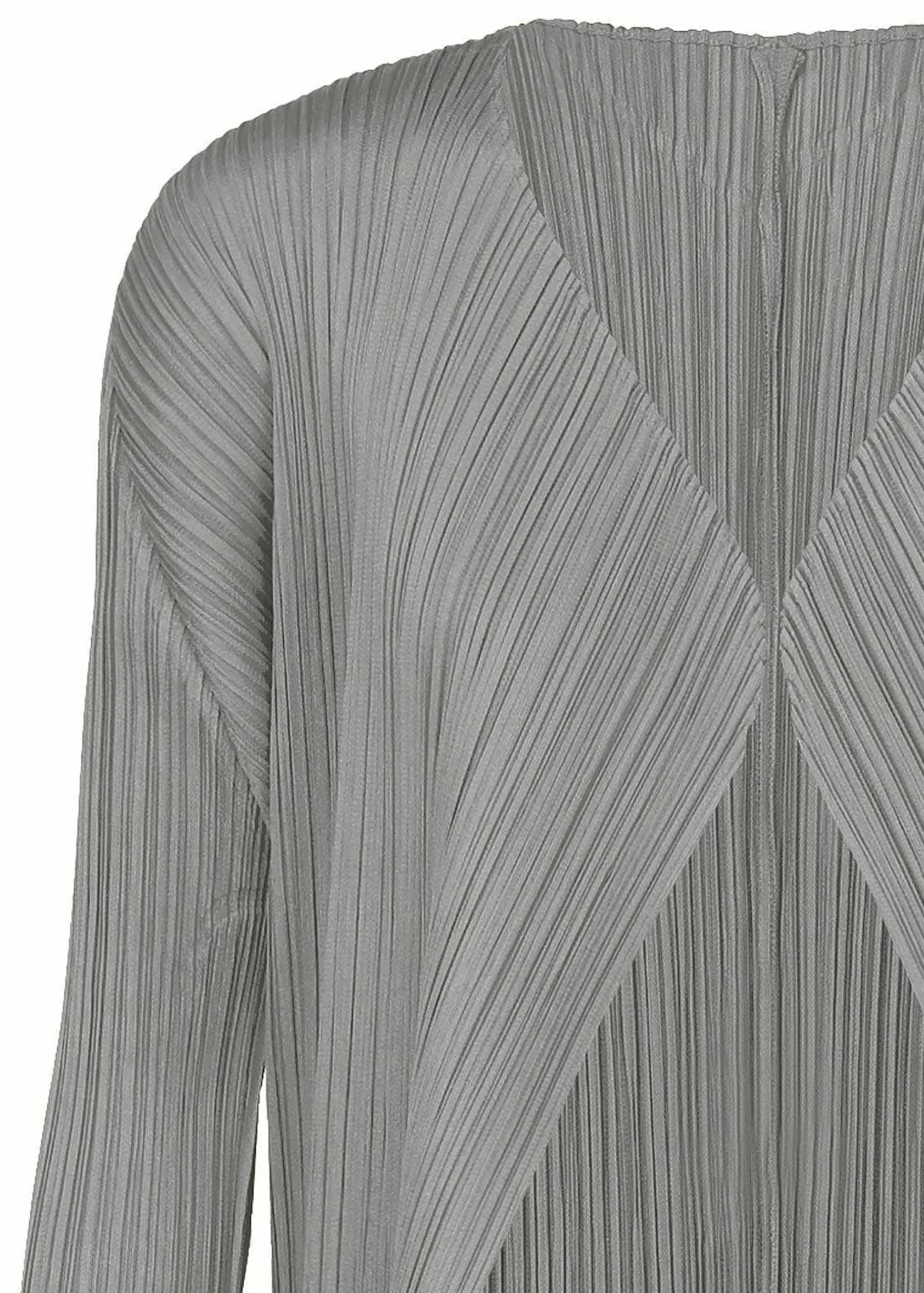 ISSEY MIYAKE Basics Outlet