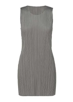 ISSEY MIYAKE Basics Store