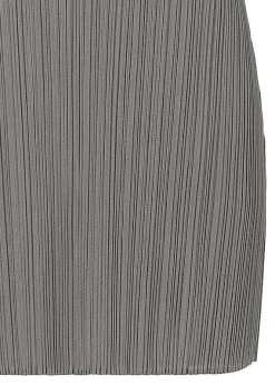 ISSEY MIYAKE Basics Store