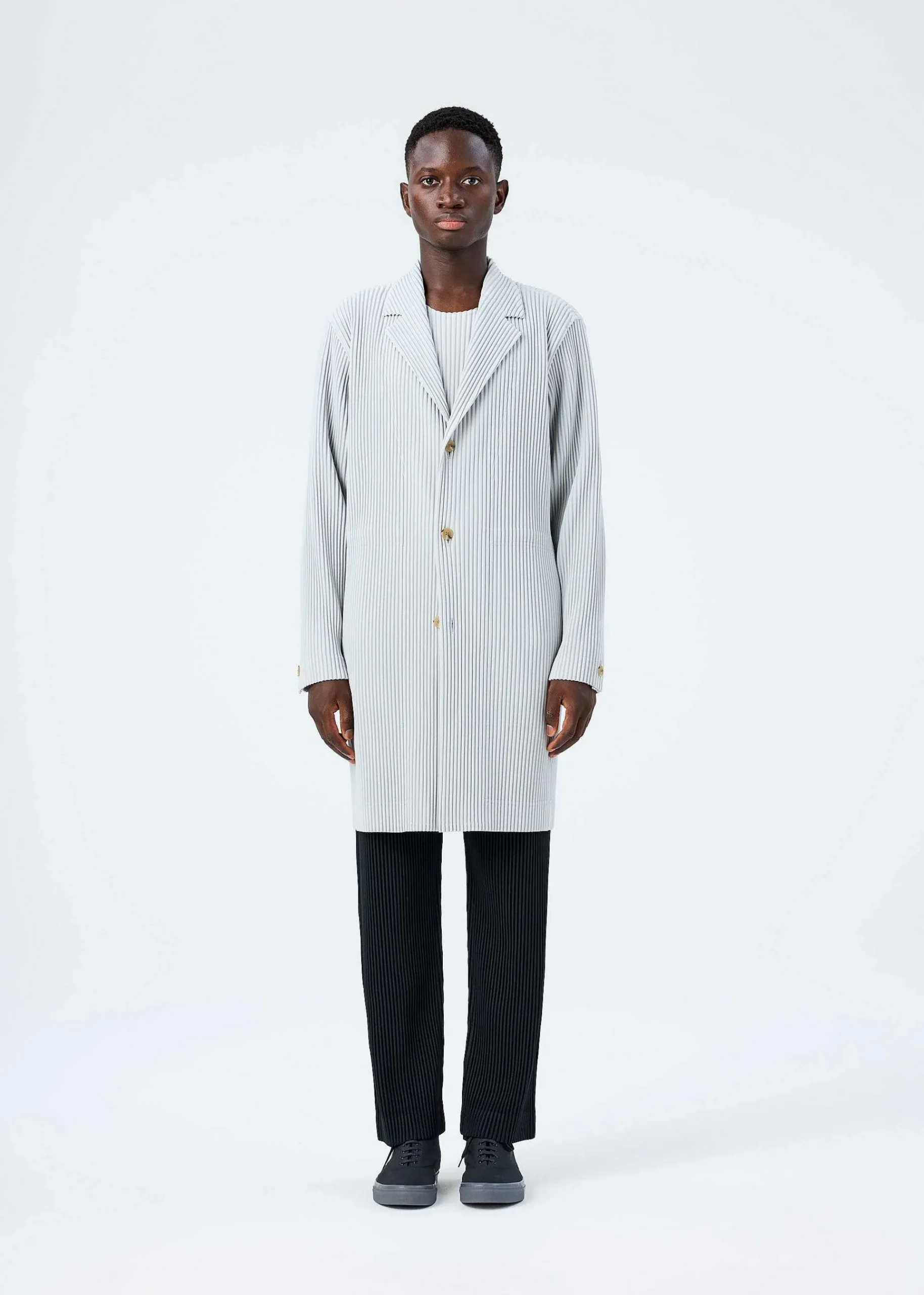 ISSEY MIYAKE Basics Online