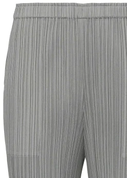 ISSEY MIYAKE Basics Shop