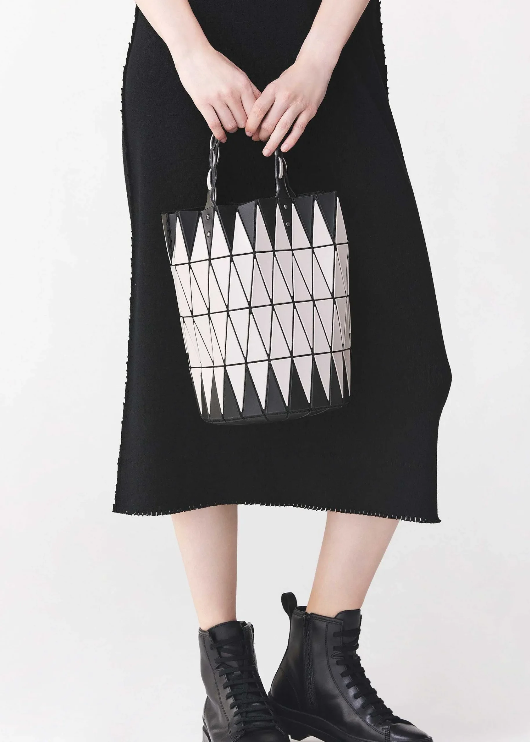 ISSEY MIYAKE Basket Shop