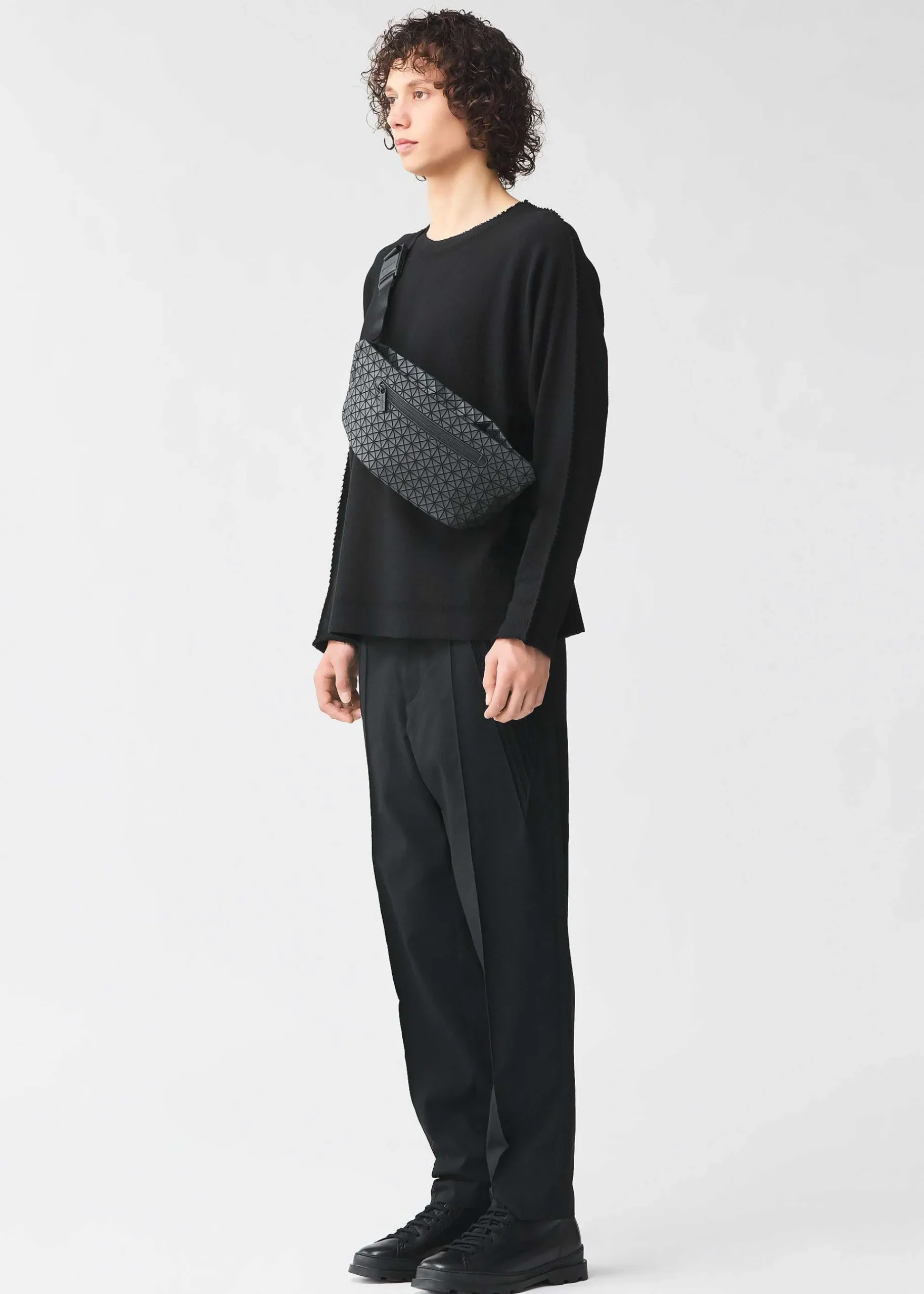 ISSEY MIYAKE Baton Matte Black Online