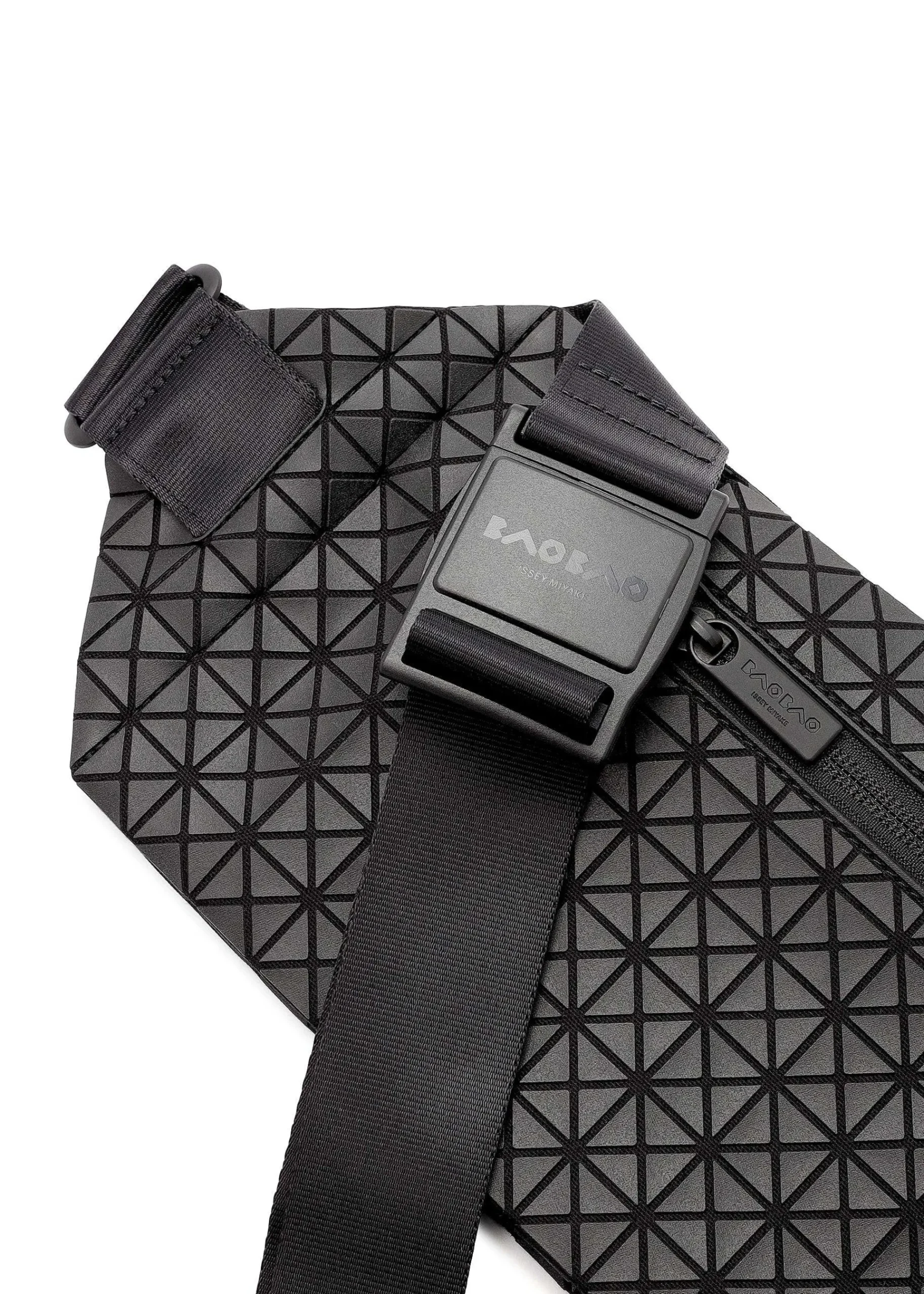 ISSEY MIYAKE Baton Matte Black Online