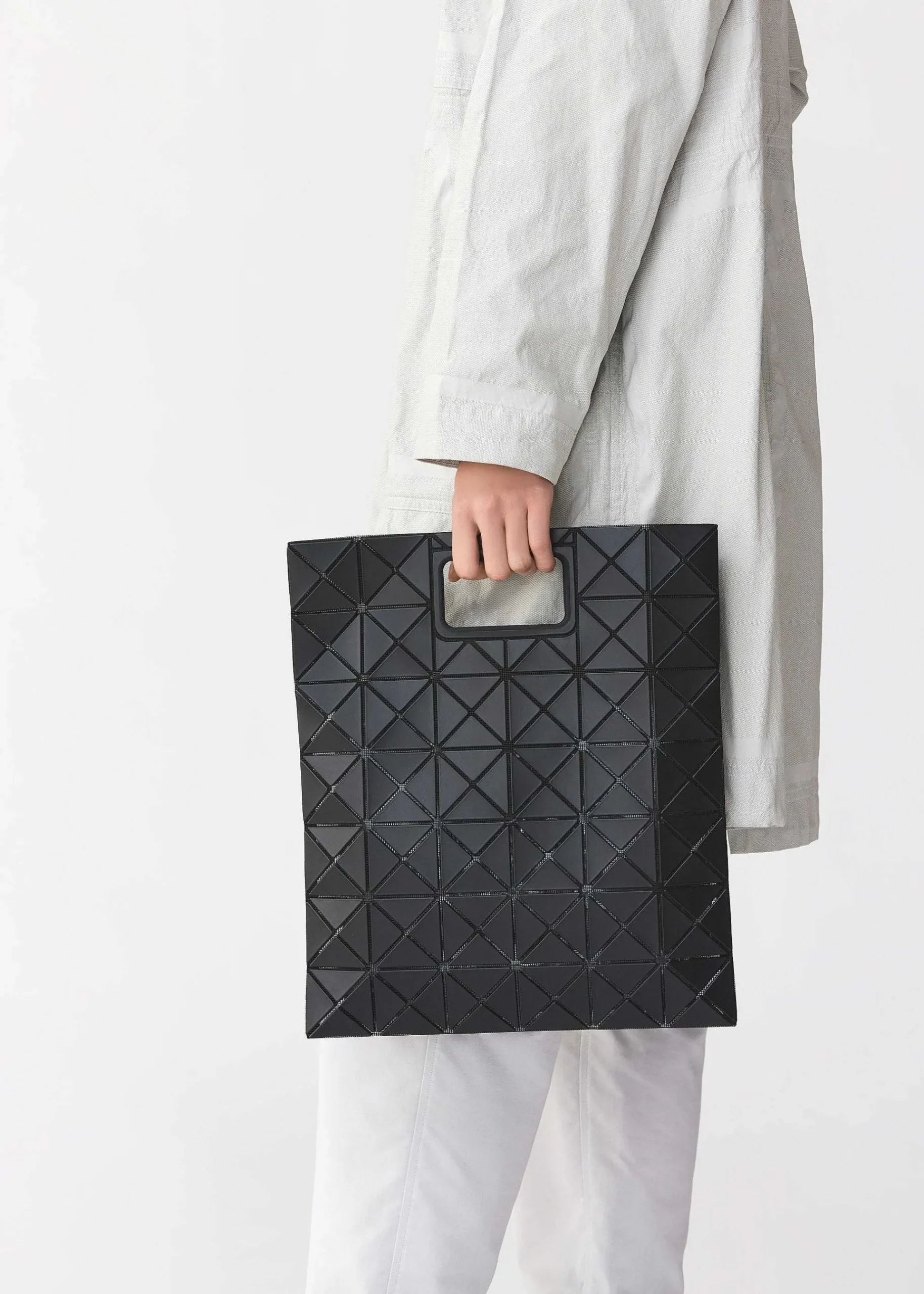 ISSEY MIYAKE Bocca Matte Fashion