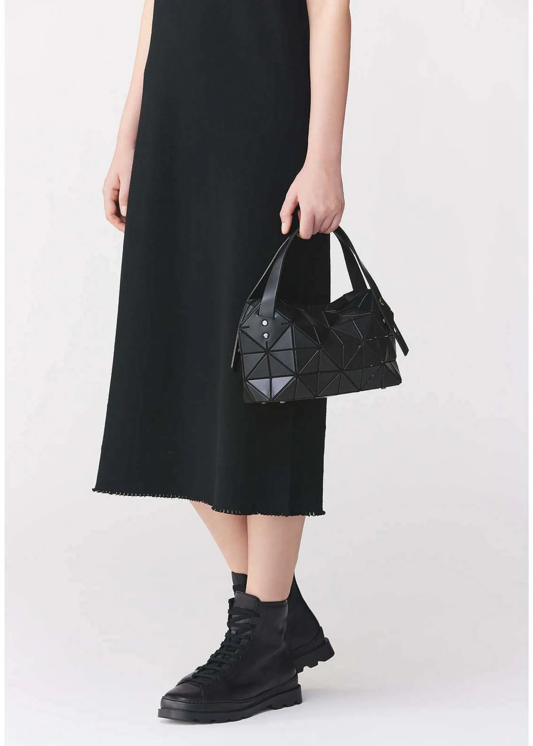 ISSEY MIYAKE Boston Outlet