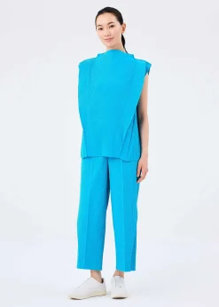 ISSEY MIYAKE Curve Pleats Discount
