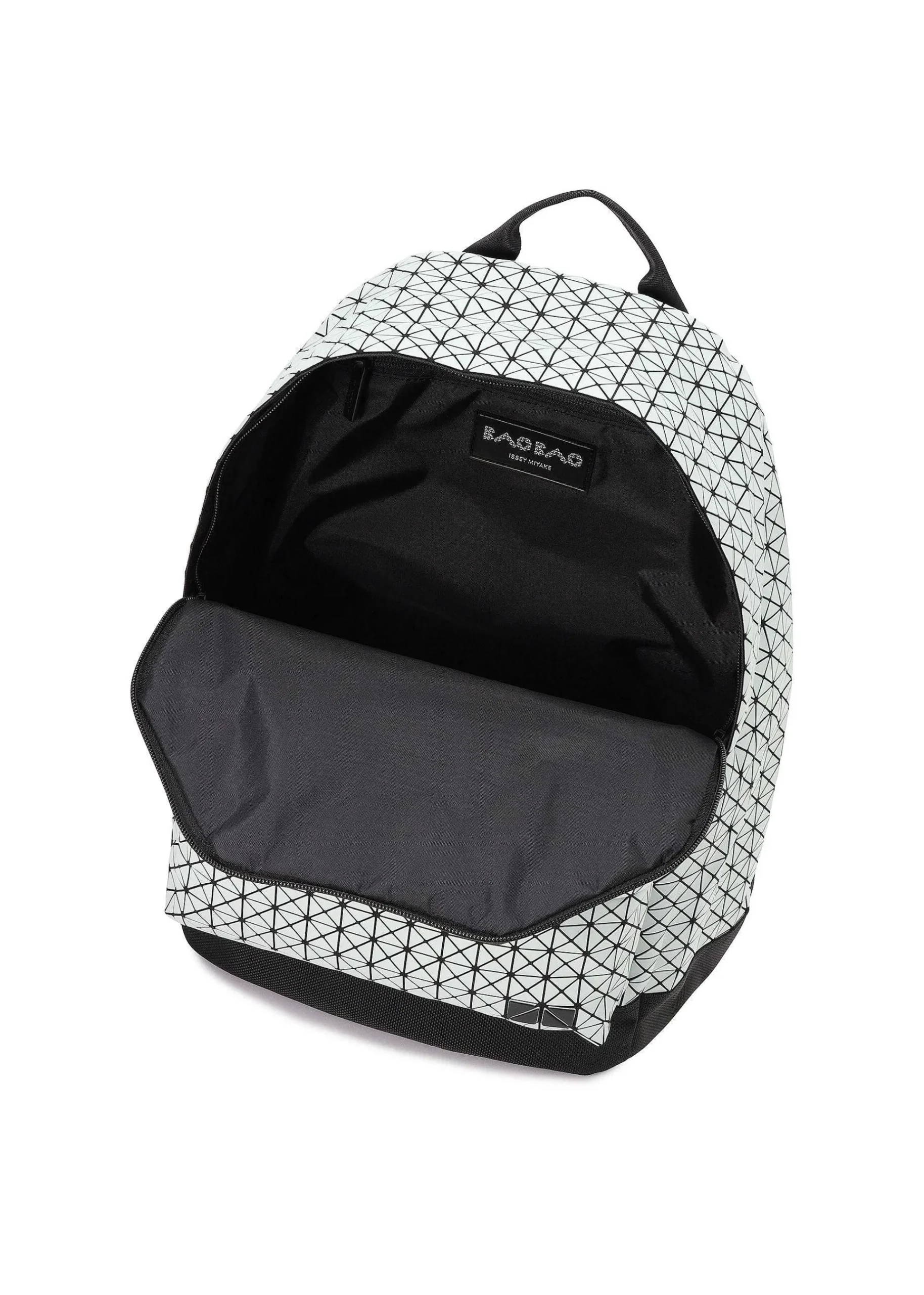 ISSEY MIYAKE Daypack Light Gray Outlet