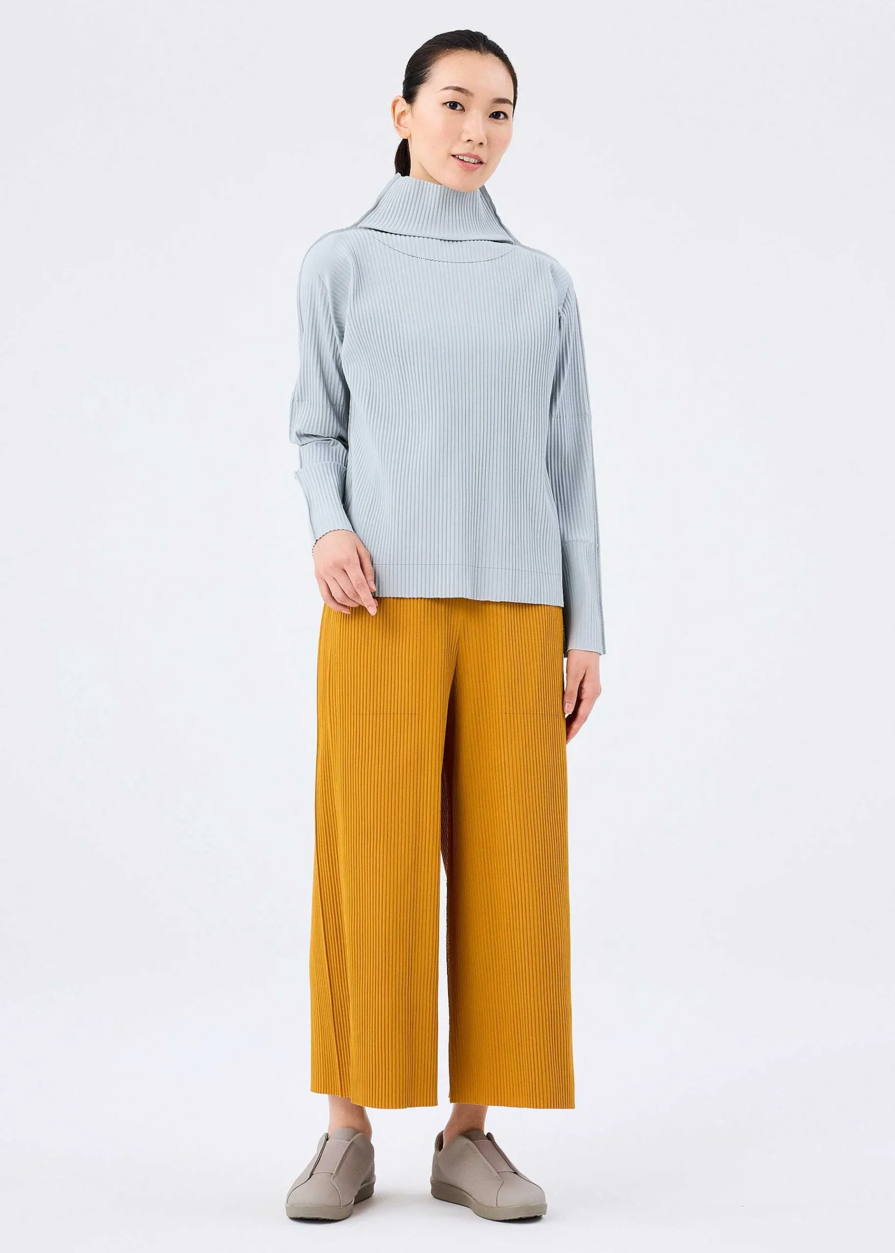 ISSEY MIYAKE Fine Knit Pleats Color 1 Outlet