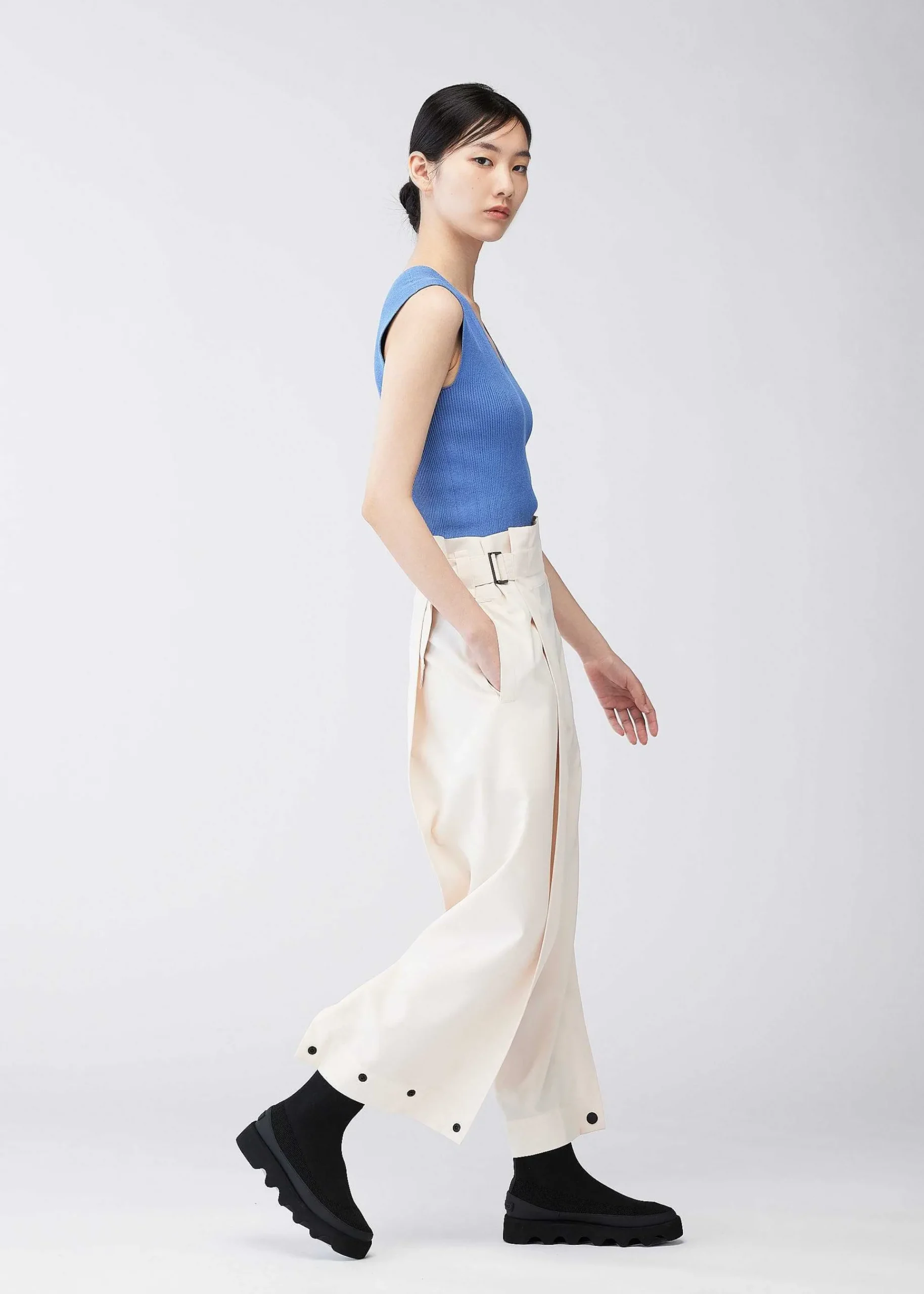 ISSEY MIYAKE Flat Tuck Store