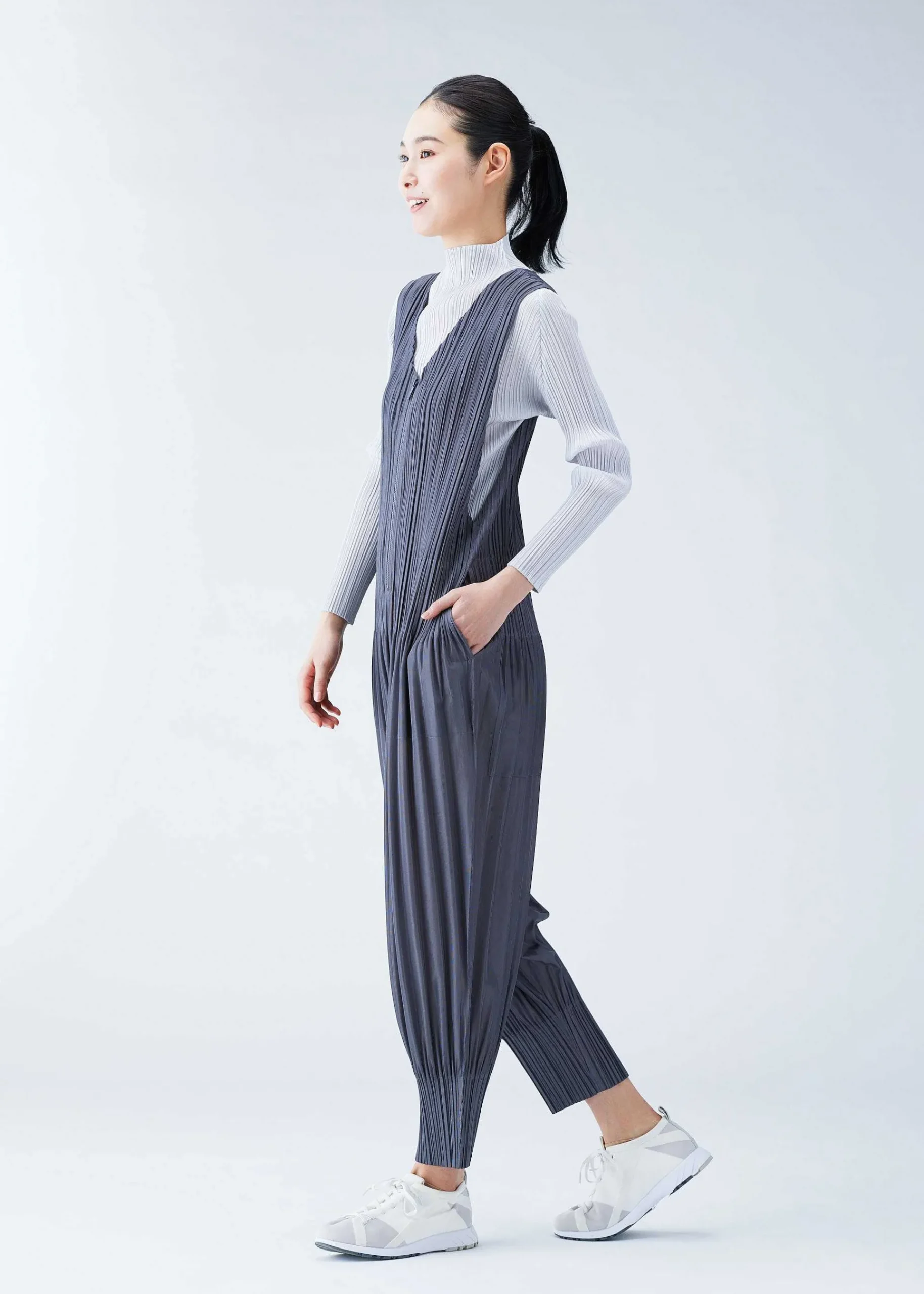 ISSEY MIYAKE Fluffy Basics Best