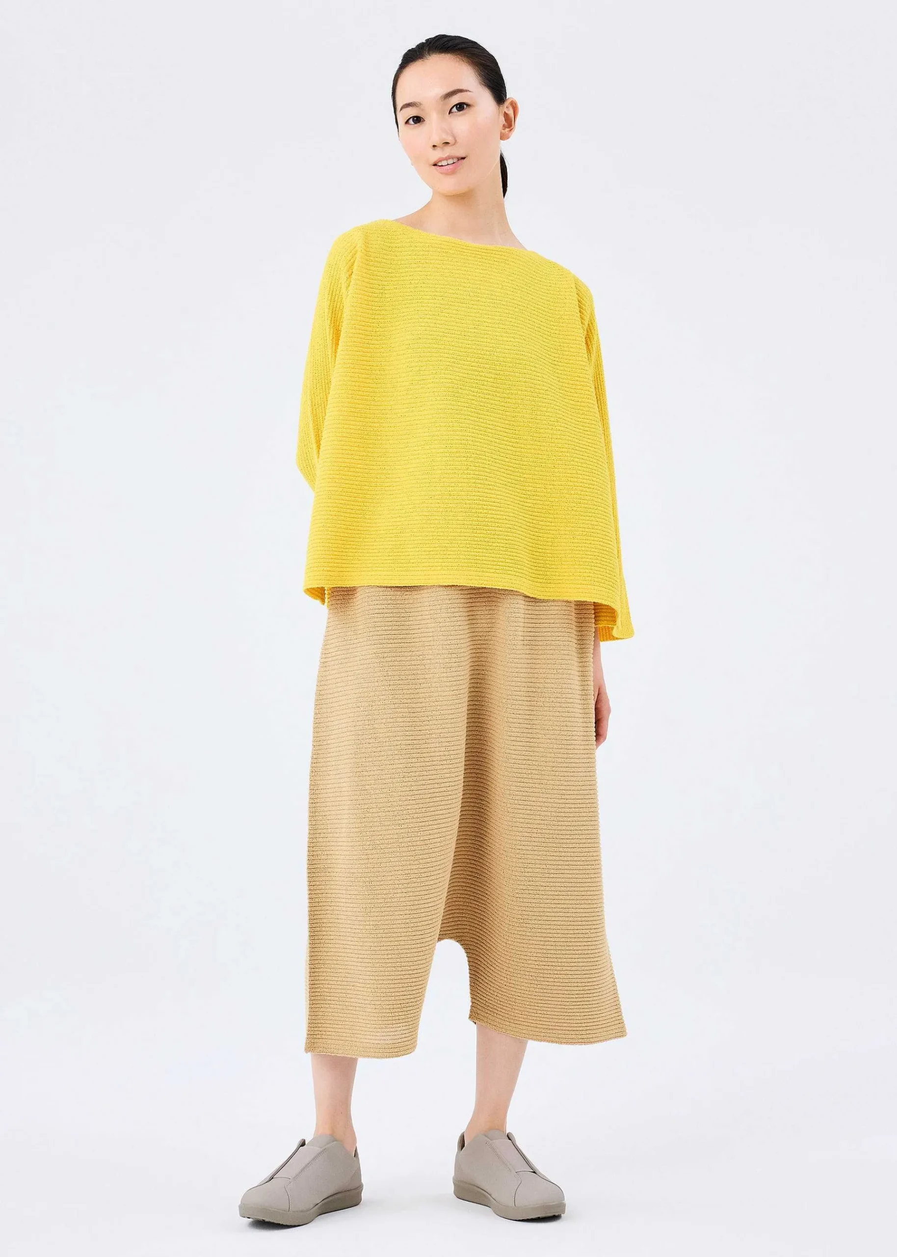ISSEY MIYAKE Fuwa Fuwa Mesh Pleats Best Sale