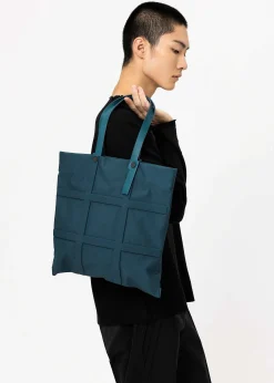 ISSEY MIYAKE Grid Store