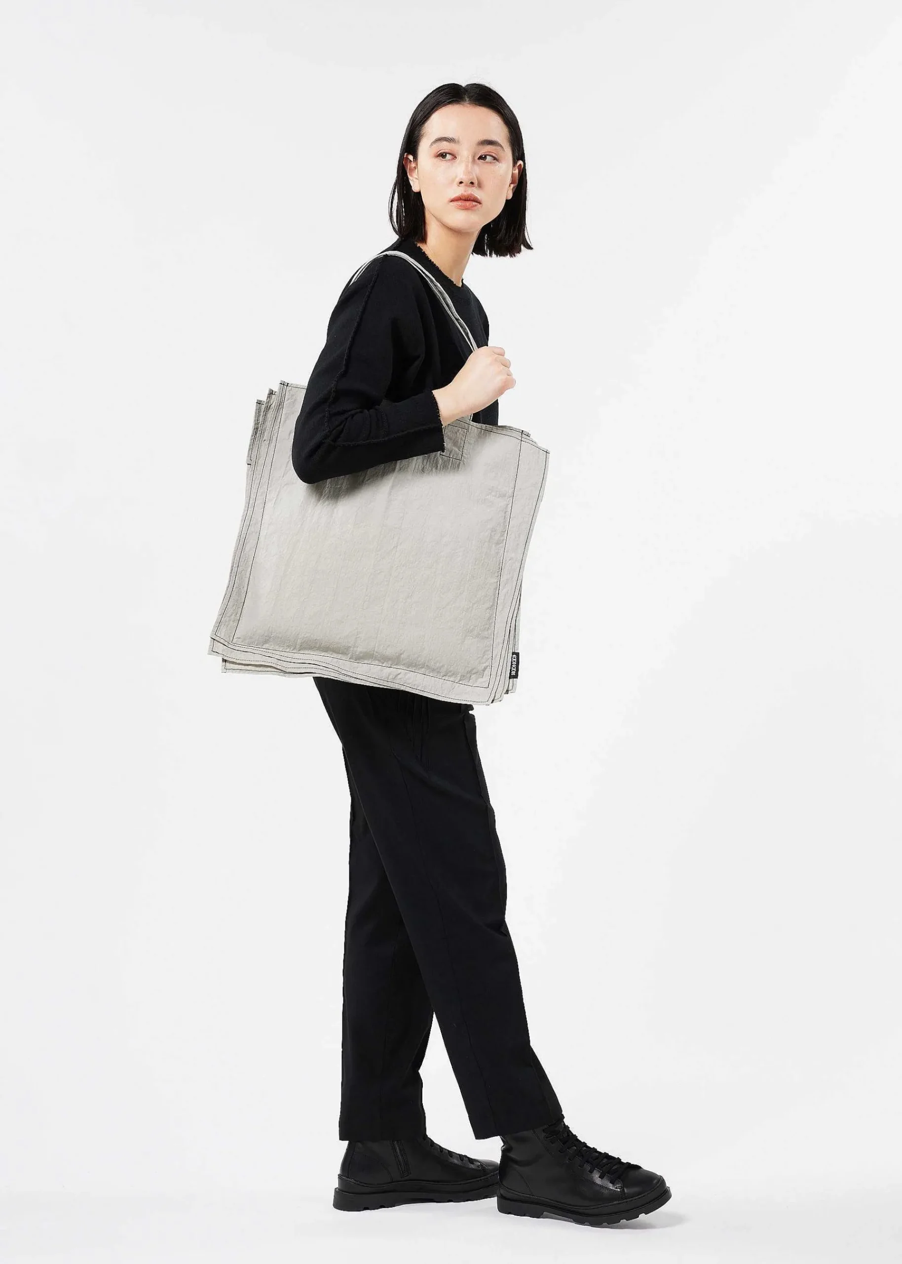 ISSEY MIYAKE Irogami Solid Online