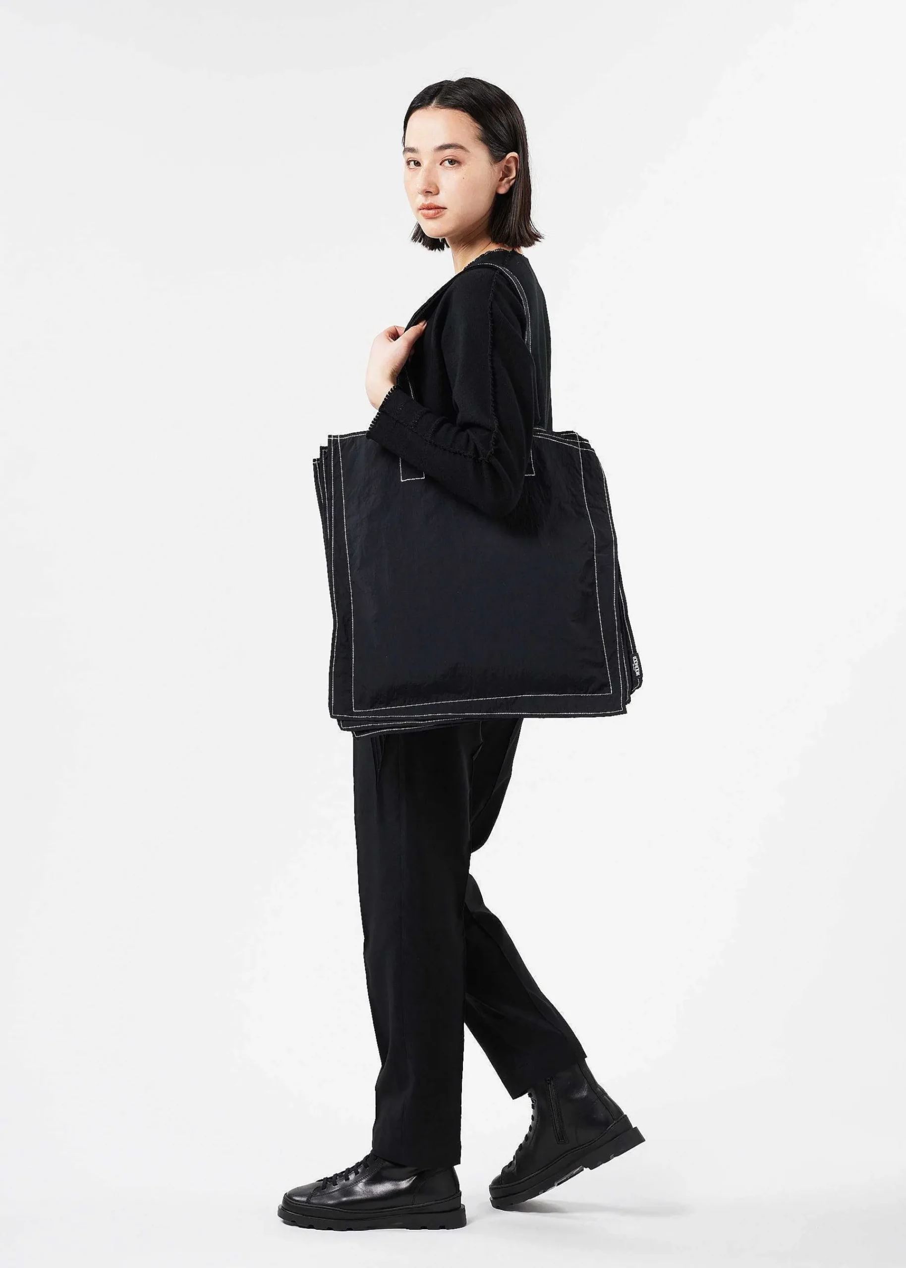 ISSEY MIYAKE Irogami Solid Online