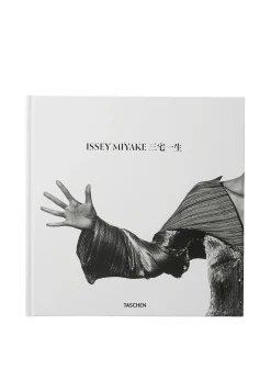 ISSEY MIYAKE (Taschen) (No.01) Fashion