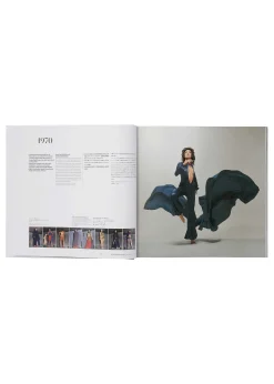 ISSEY MIYAKE (Taschen) (No.01) Shop