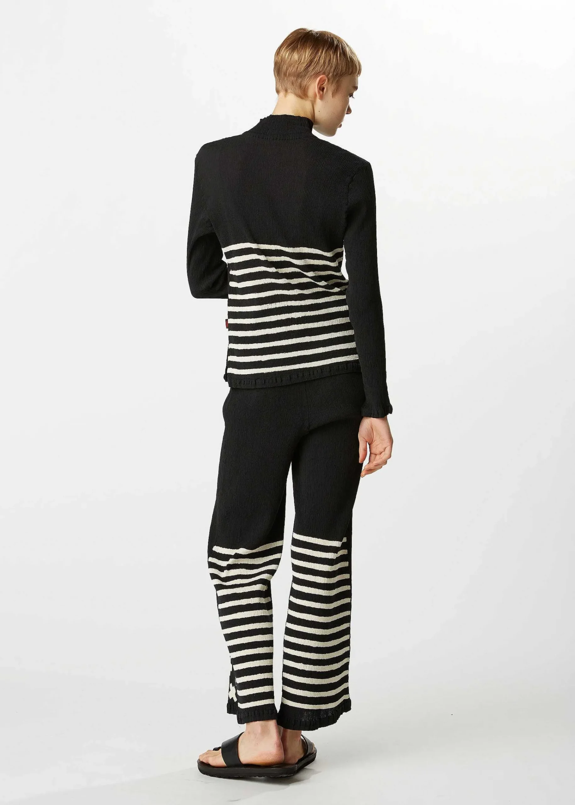 ISSEY MIYAKE Kyo Chijimi Cross Border Fashion