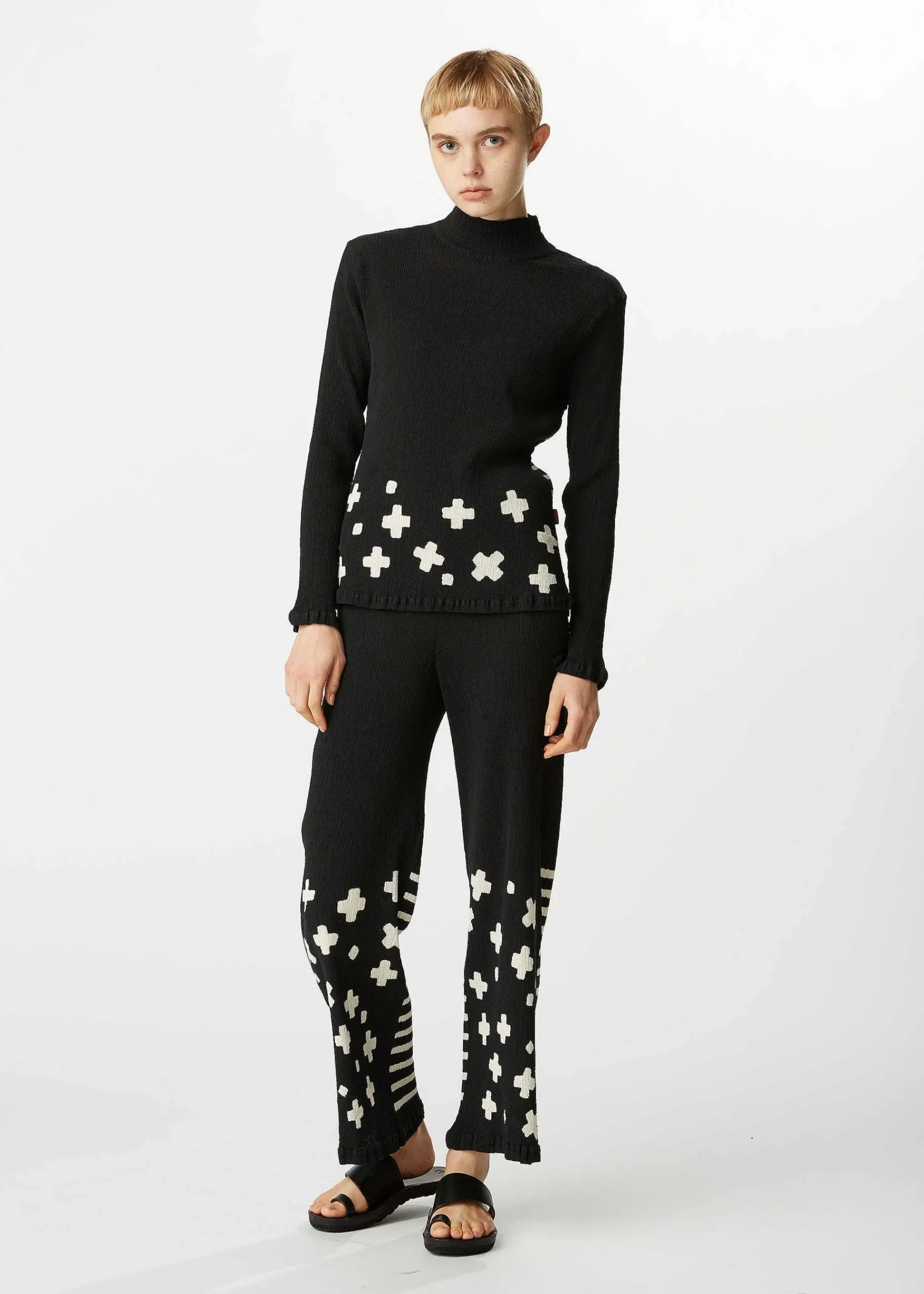 ISSEY MIYAKE Kyo Chijimi Cross Border Fashion