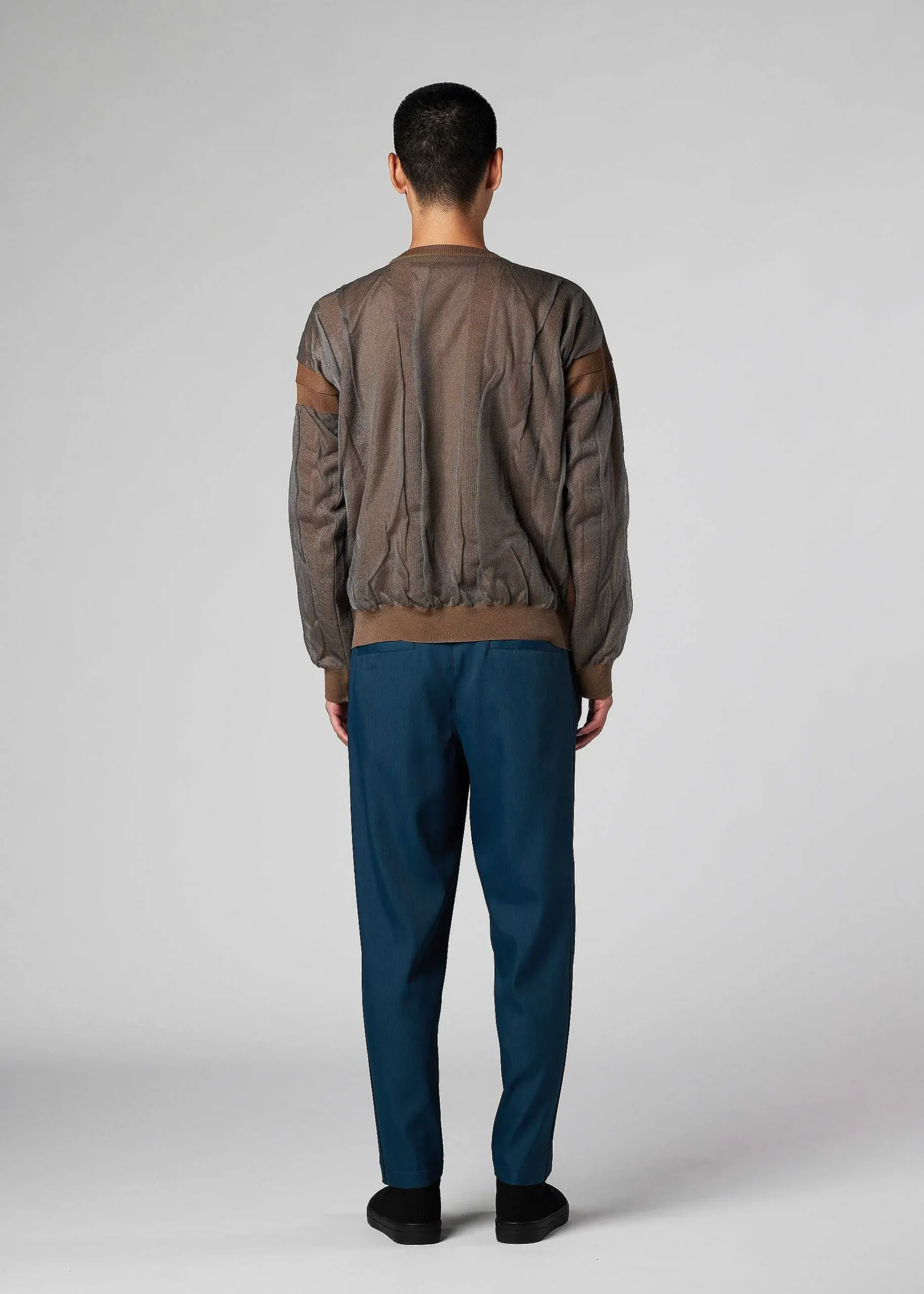 ISSEY MIYAKE Layered Color Knit Store