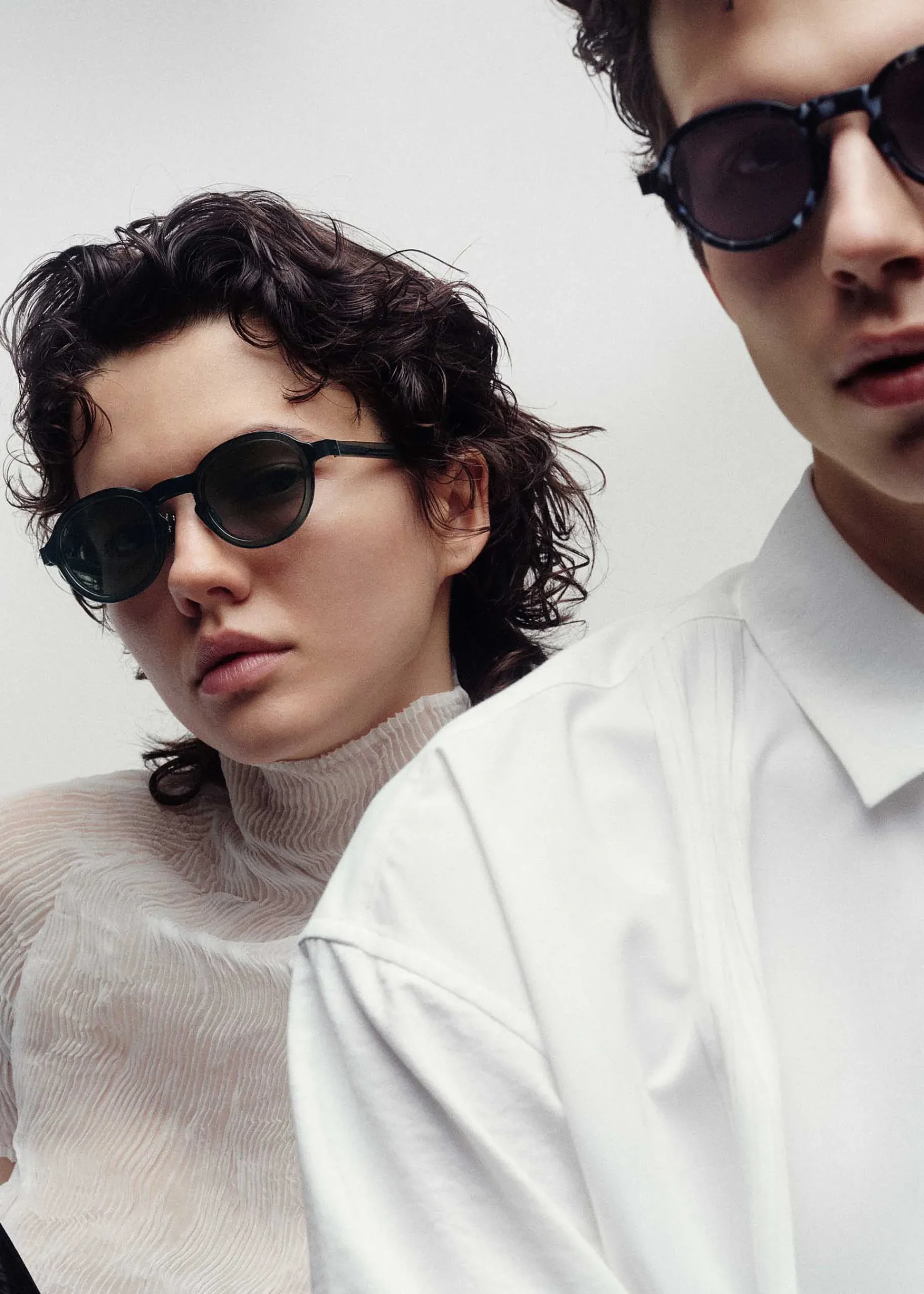 ISSEY MIYAKE Marrow-Round Flash Sale