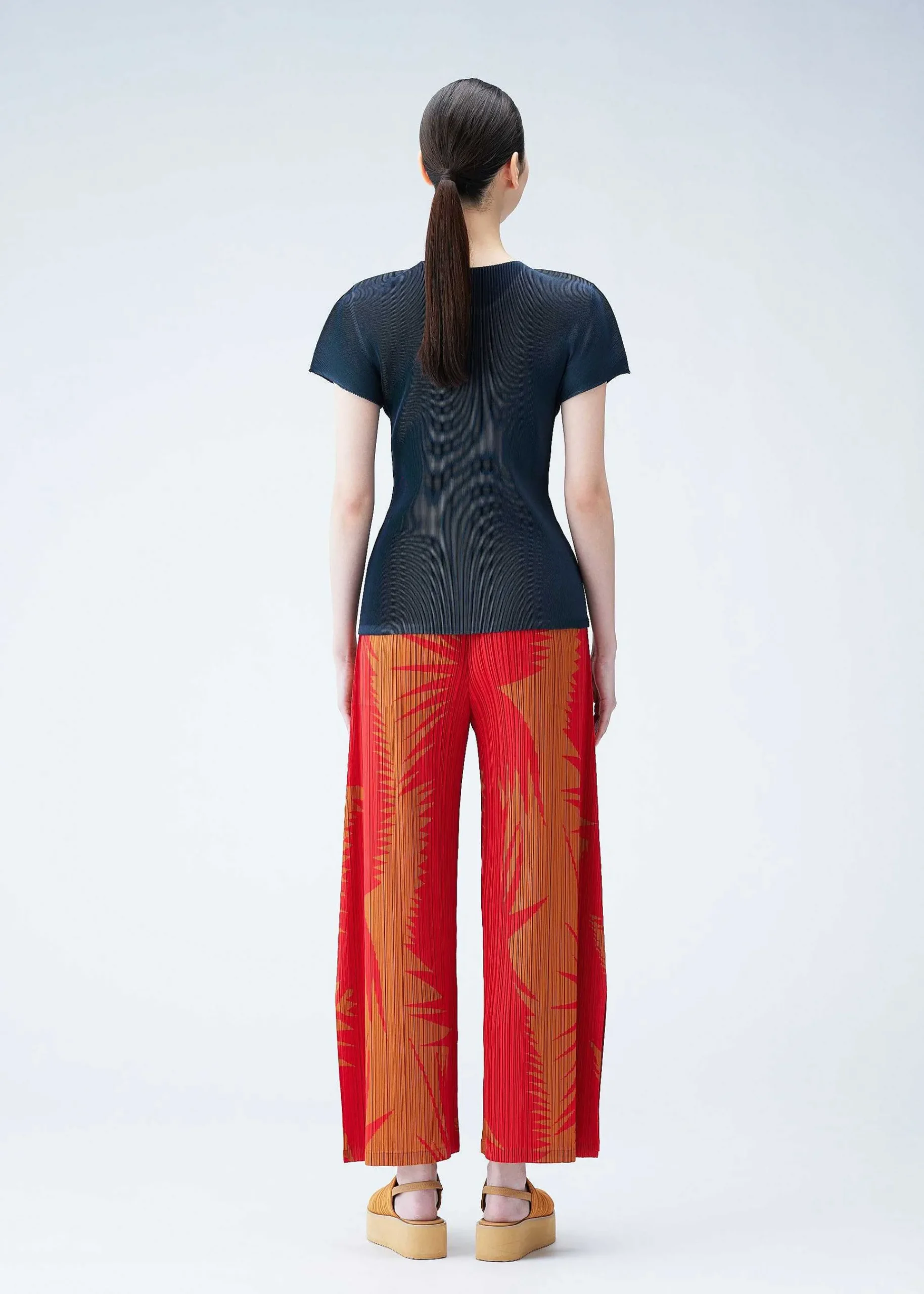 ISSEY MIYAKE Mist April Discount