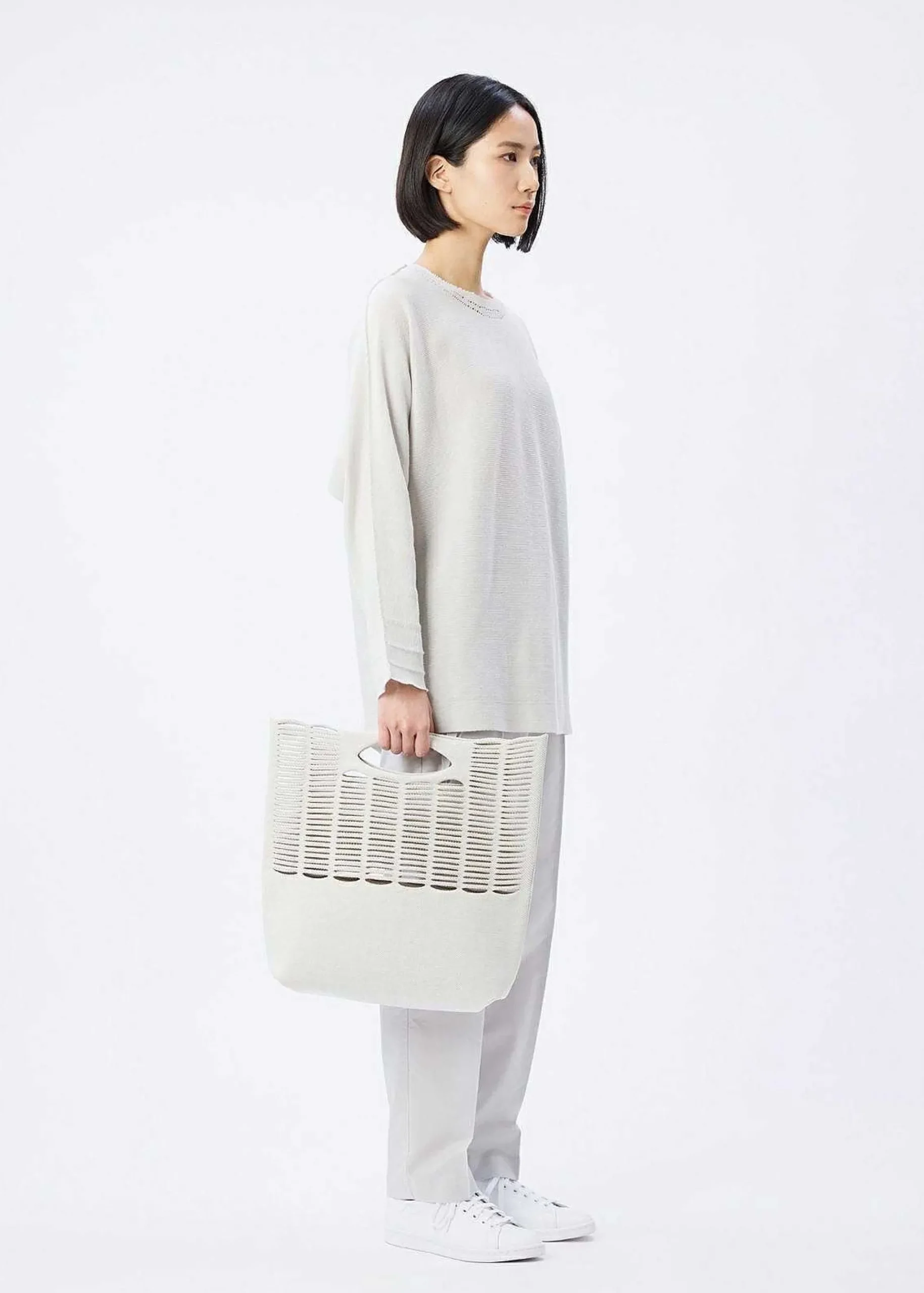 ISSEY MIYAKE Mokko Twill Hot