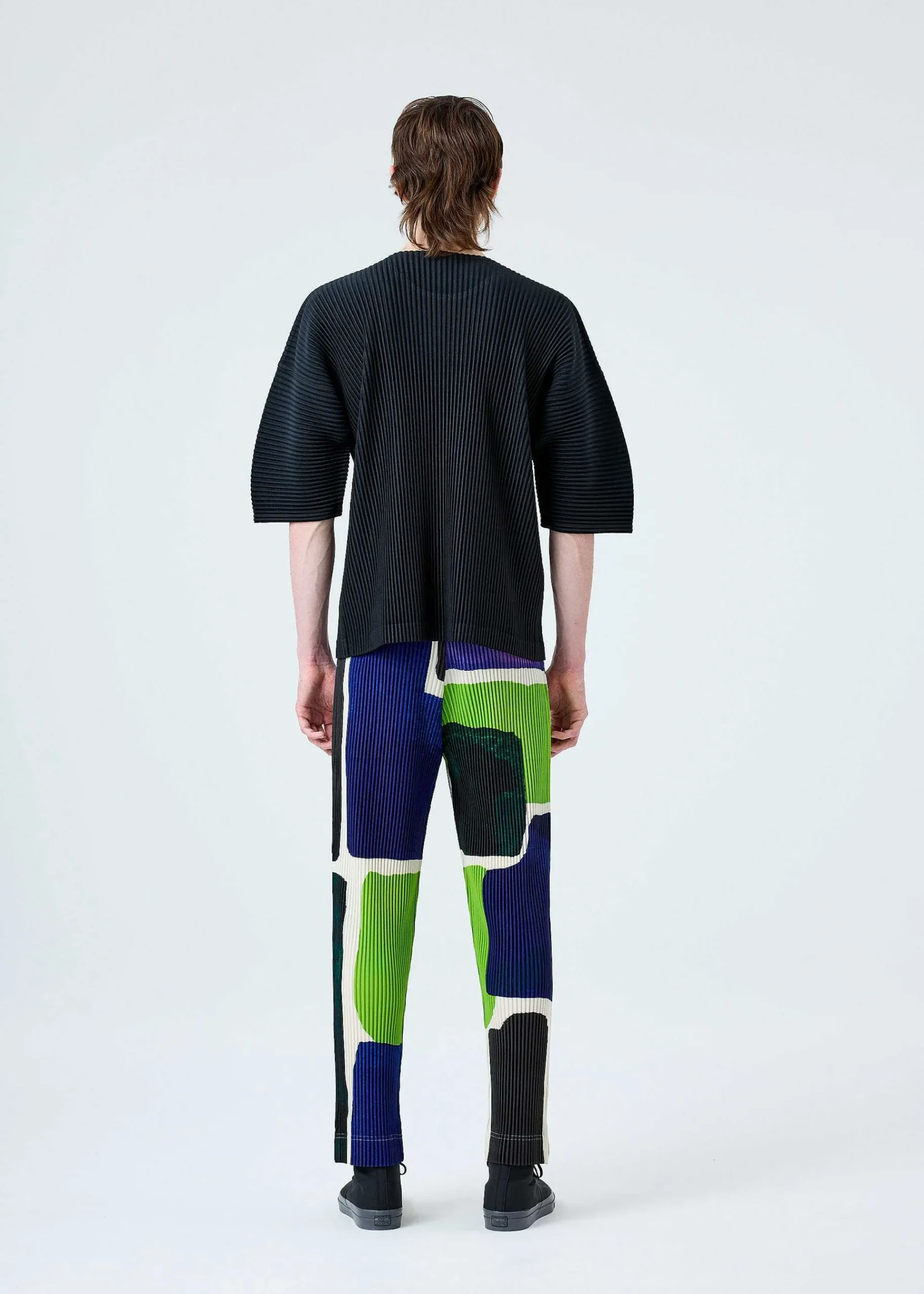ISSEY MIYAKE Monthly Color March Online