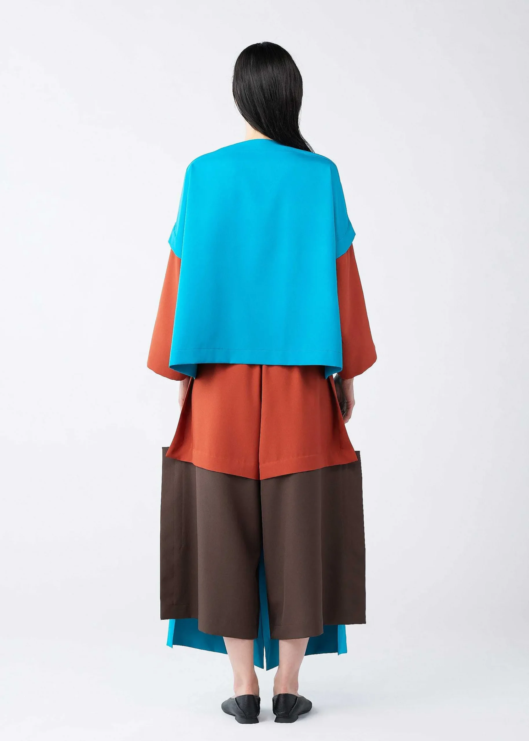 ISSEY MIYAKE Overlay Colors Outlet