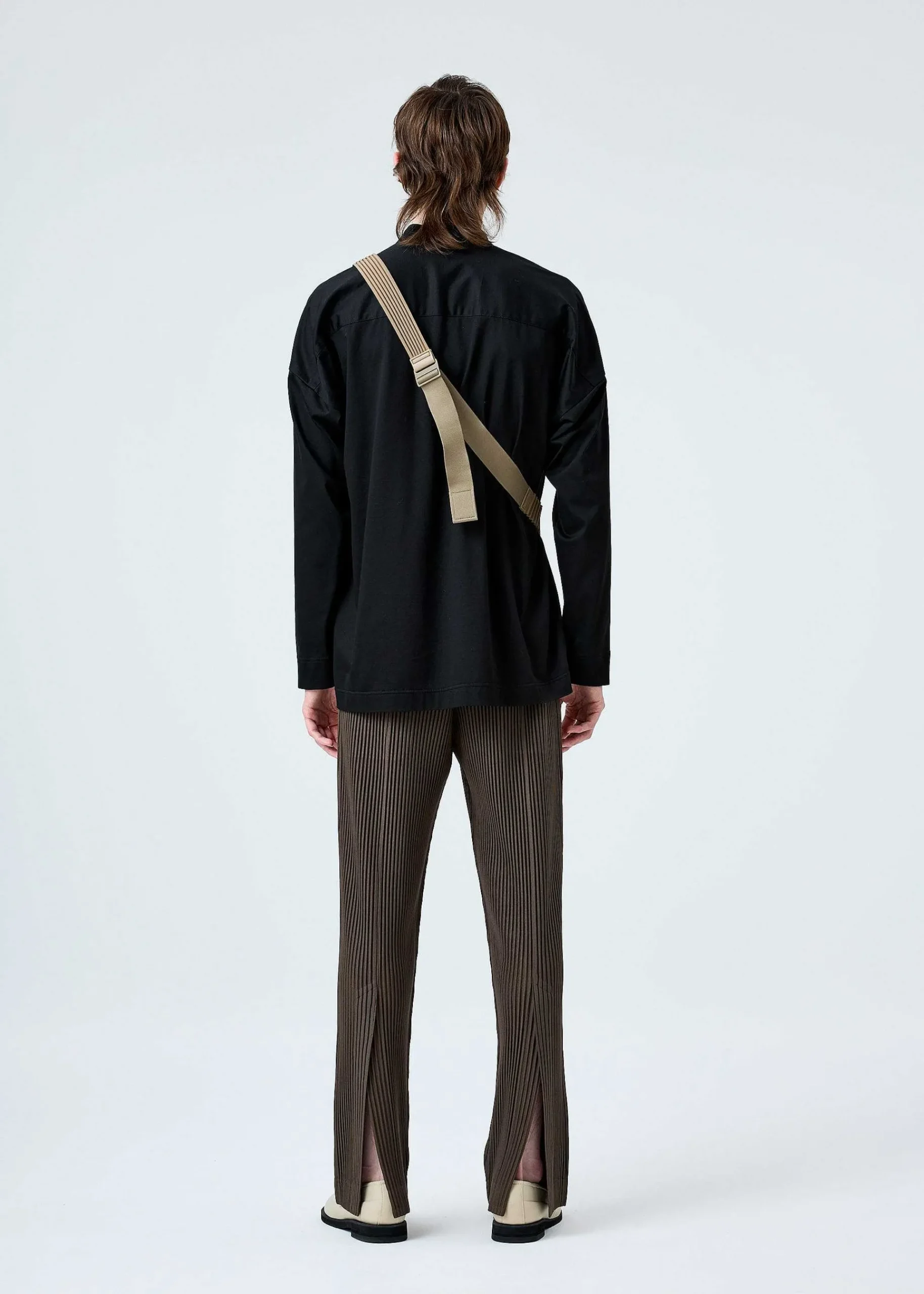 ISSEY MIYAKE Pleats Crossbody Shop