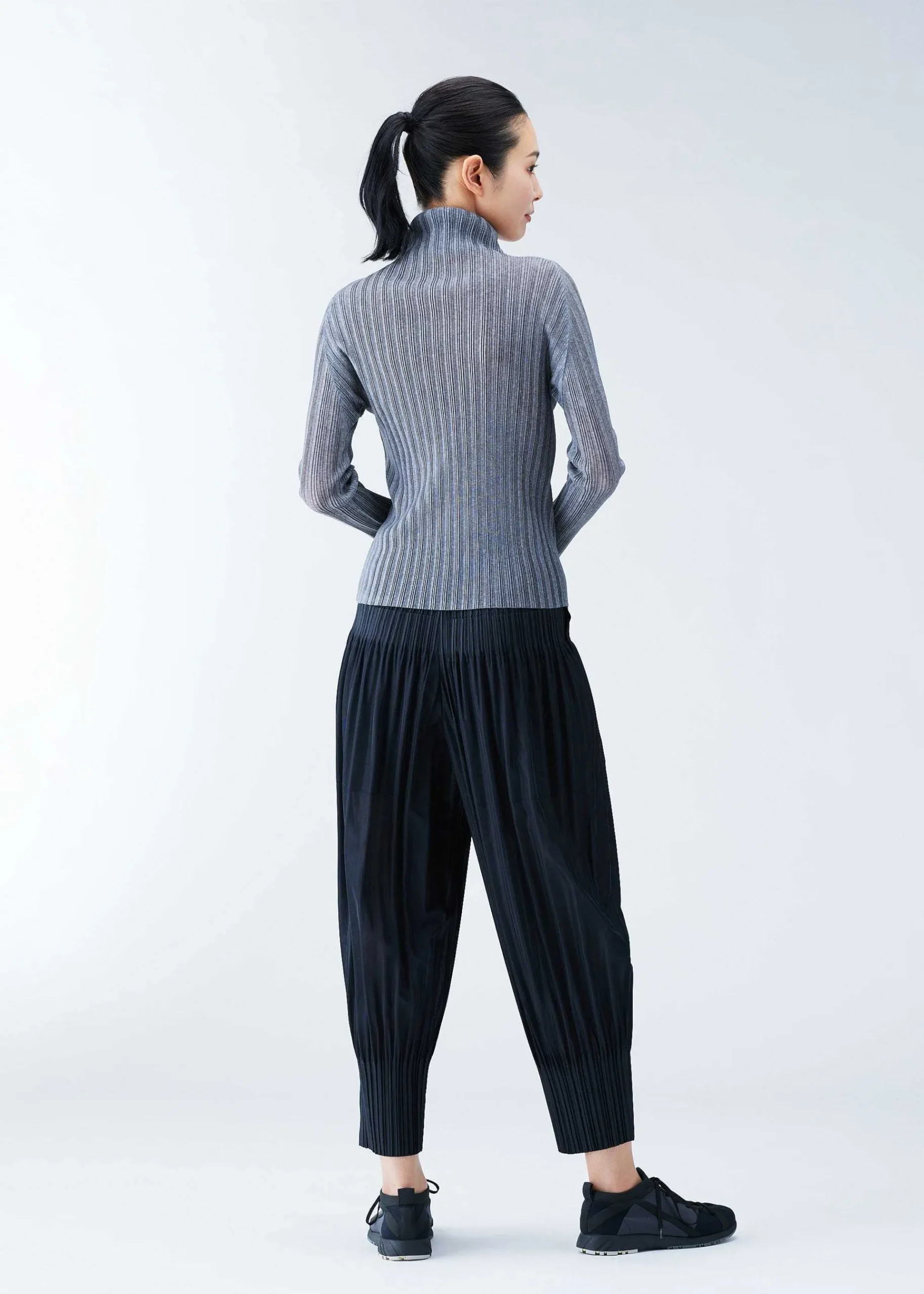 ISSEY MIYAKE Rib Pleats Basics Discount