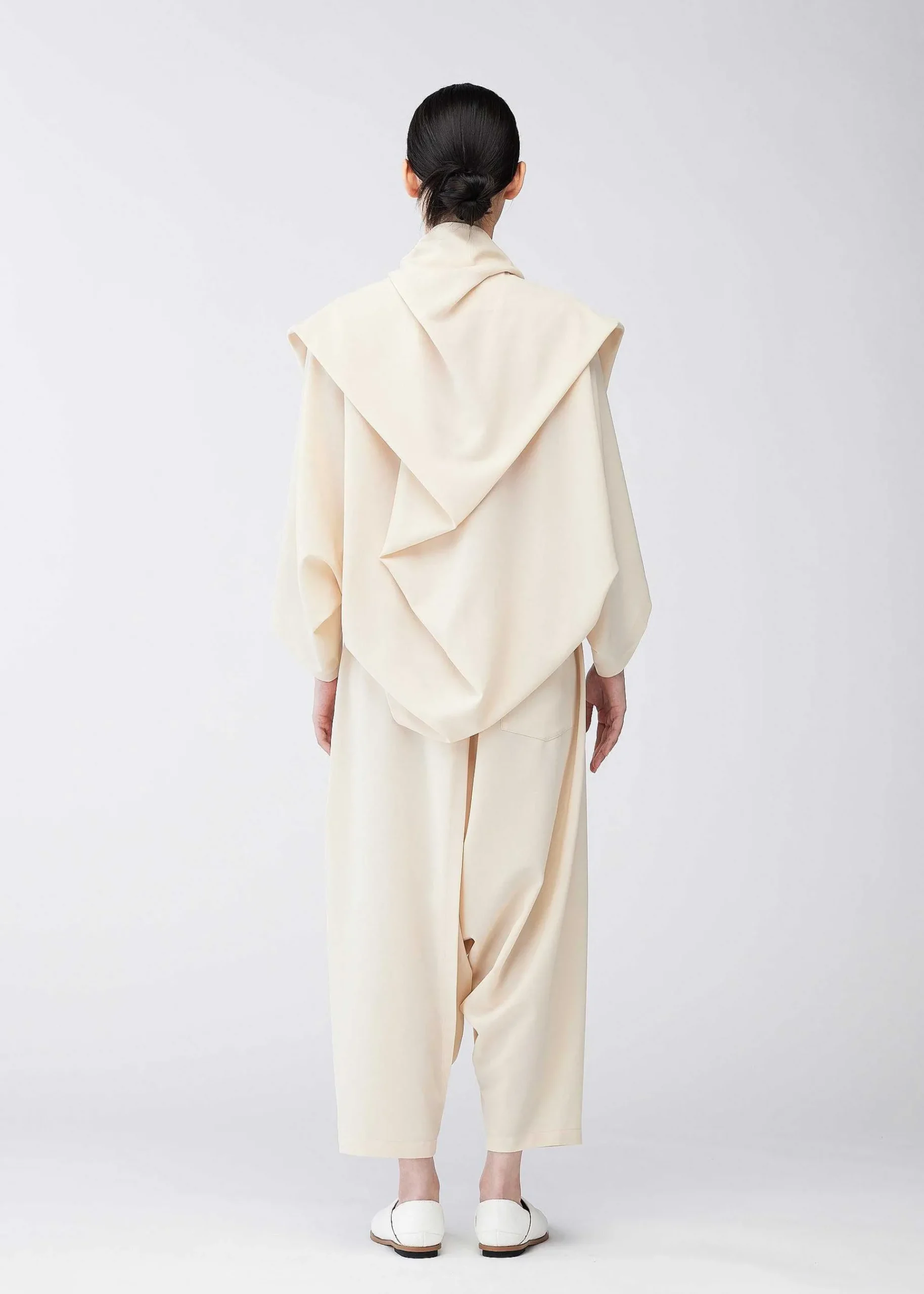 ISSEY MIYAKE Seamless Fashion