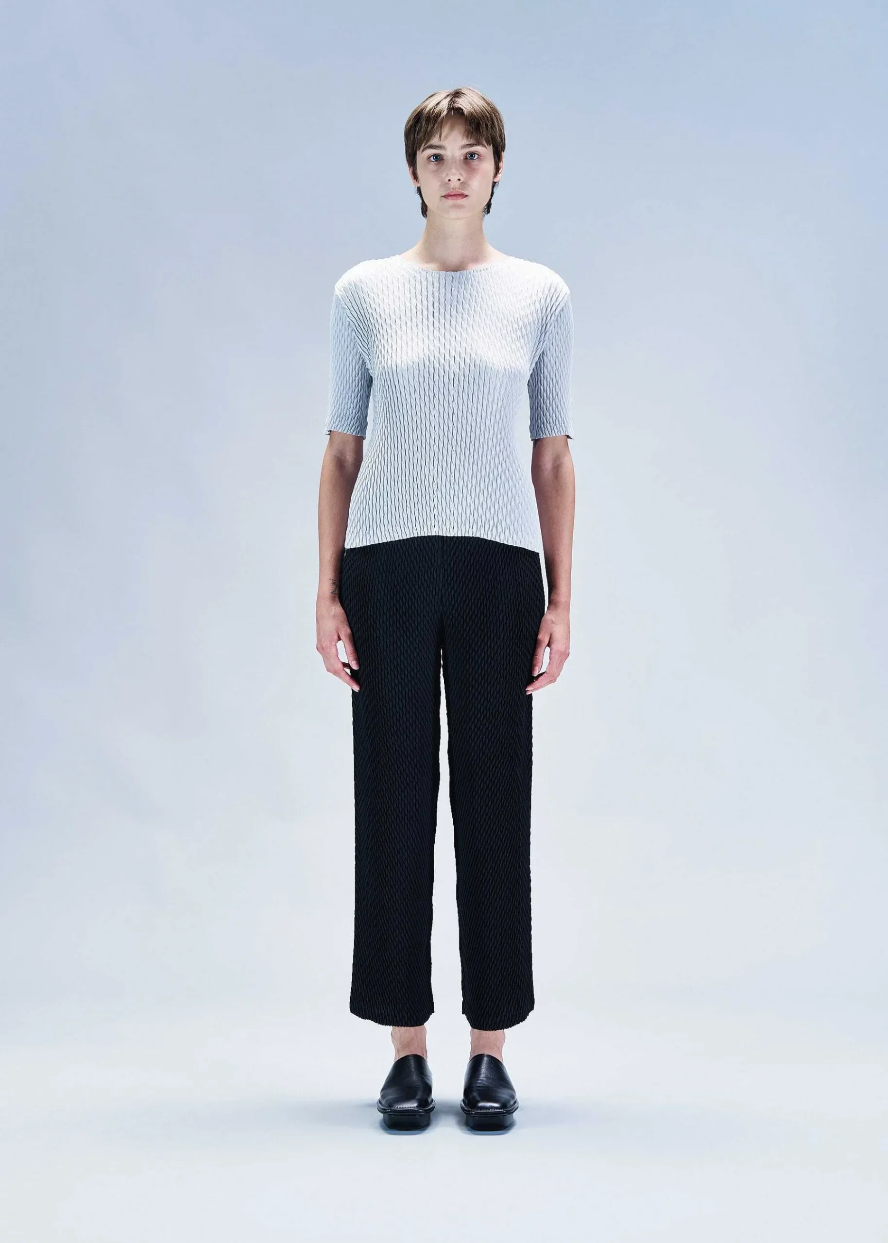 ISSEY MIYAKE Sleek Pleats Discount