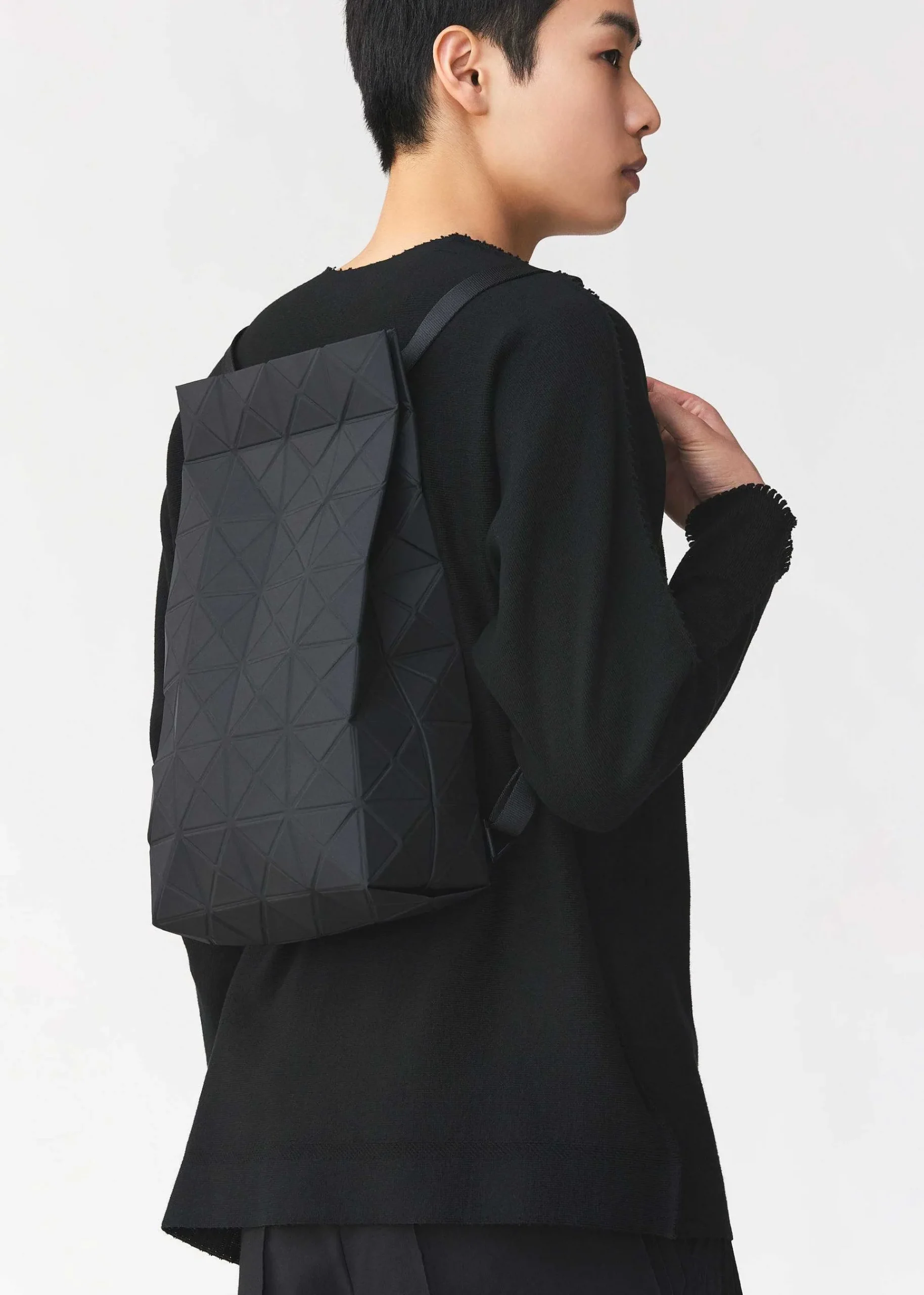 ISSEY MIYAKE Track Shop