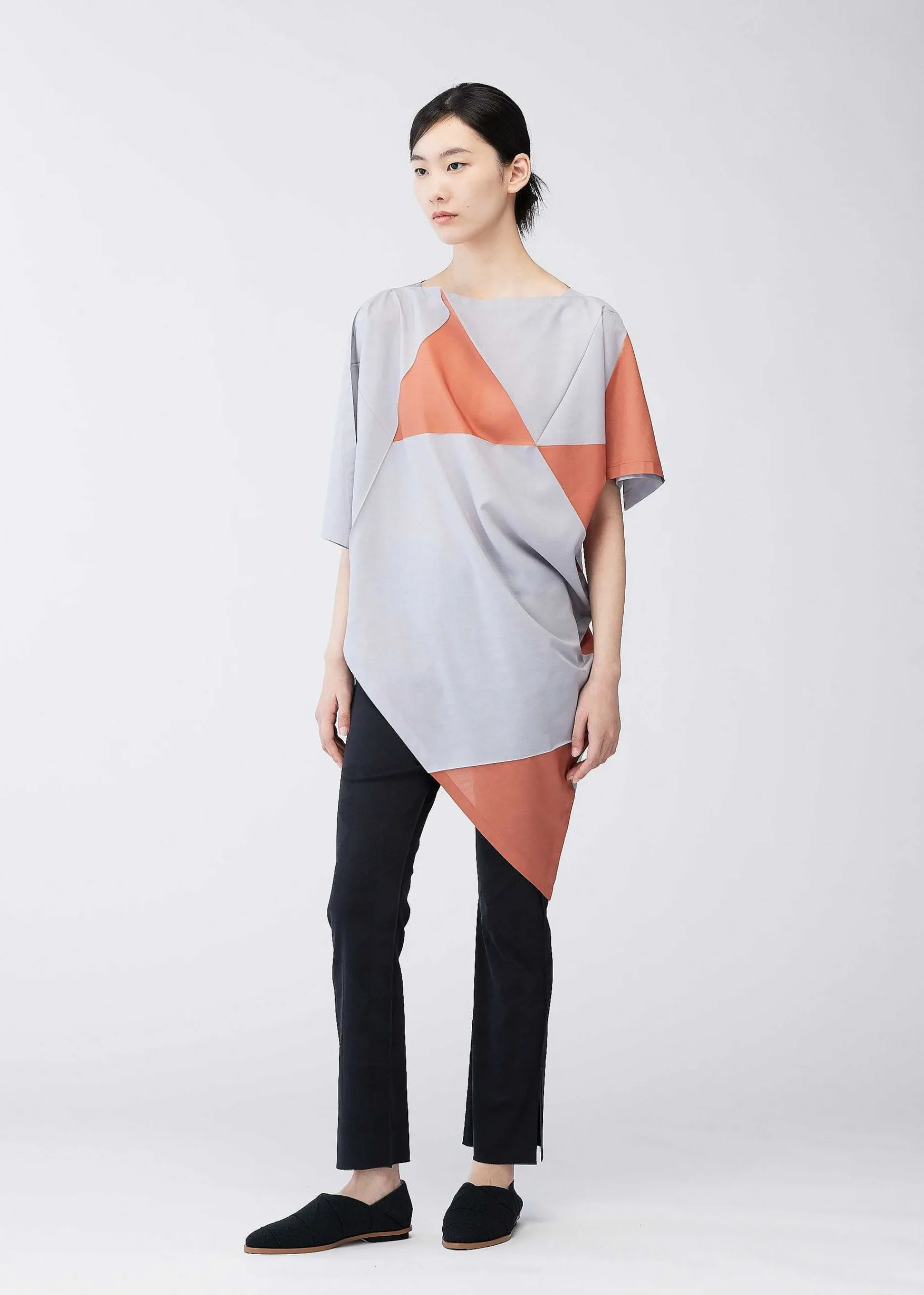 ISSEY MIYAKE Triangle Print T Flash Sale