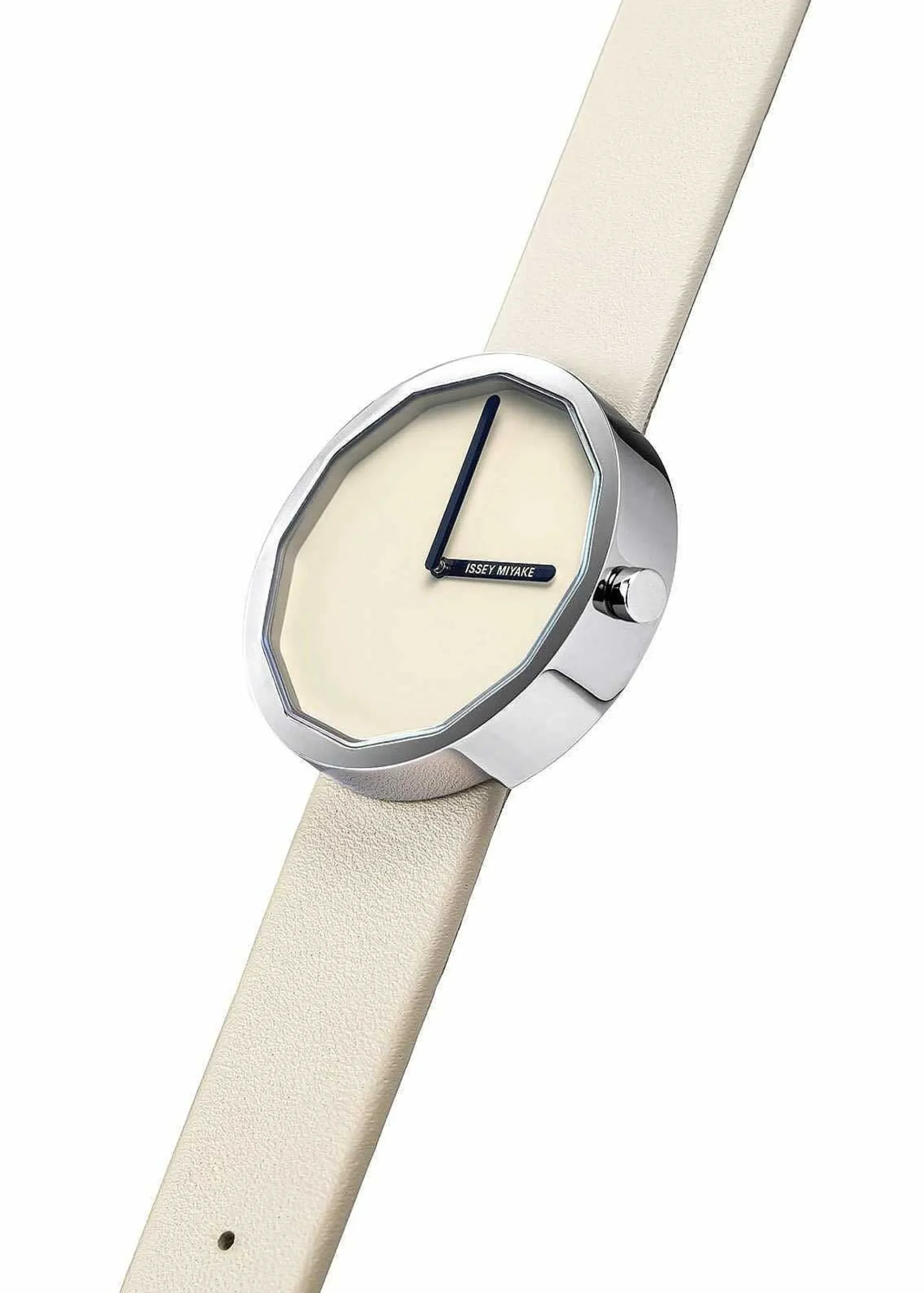 ISSEY MIYAKE Twelve Designed By Naoto Fukasawa Store