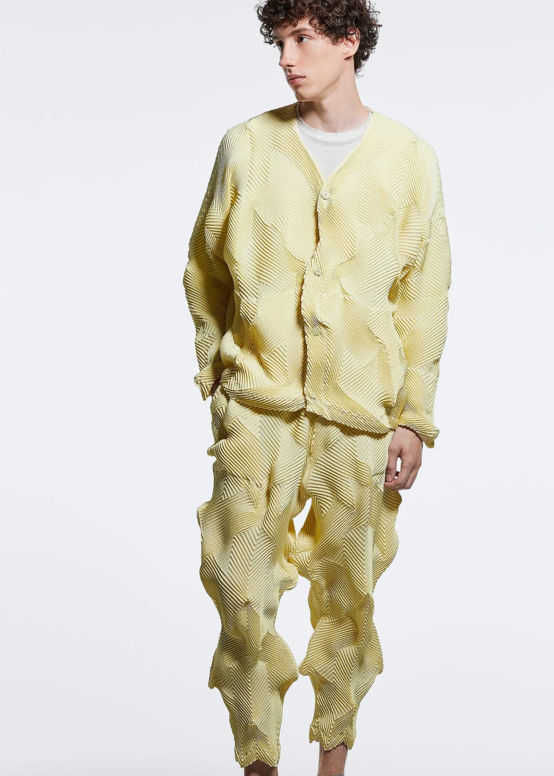 ISSEY MIYAKE Type-O 010-1 Shop