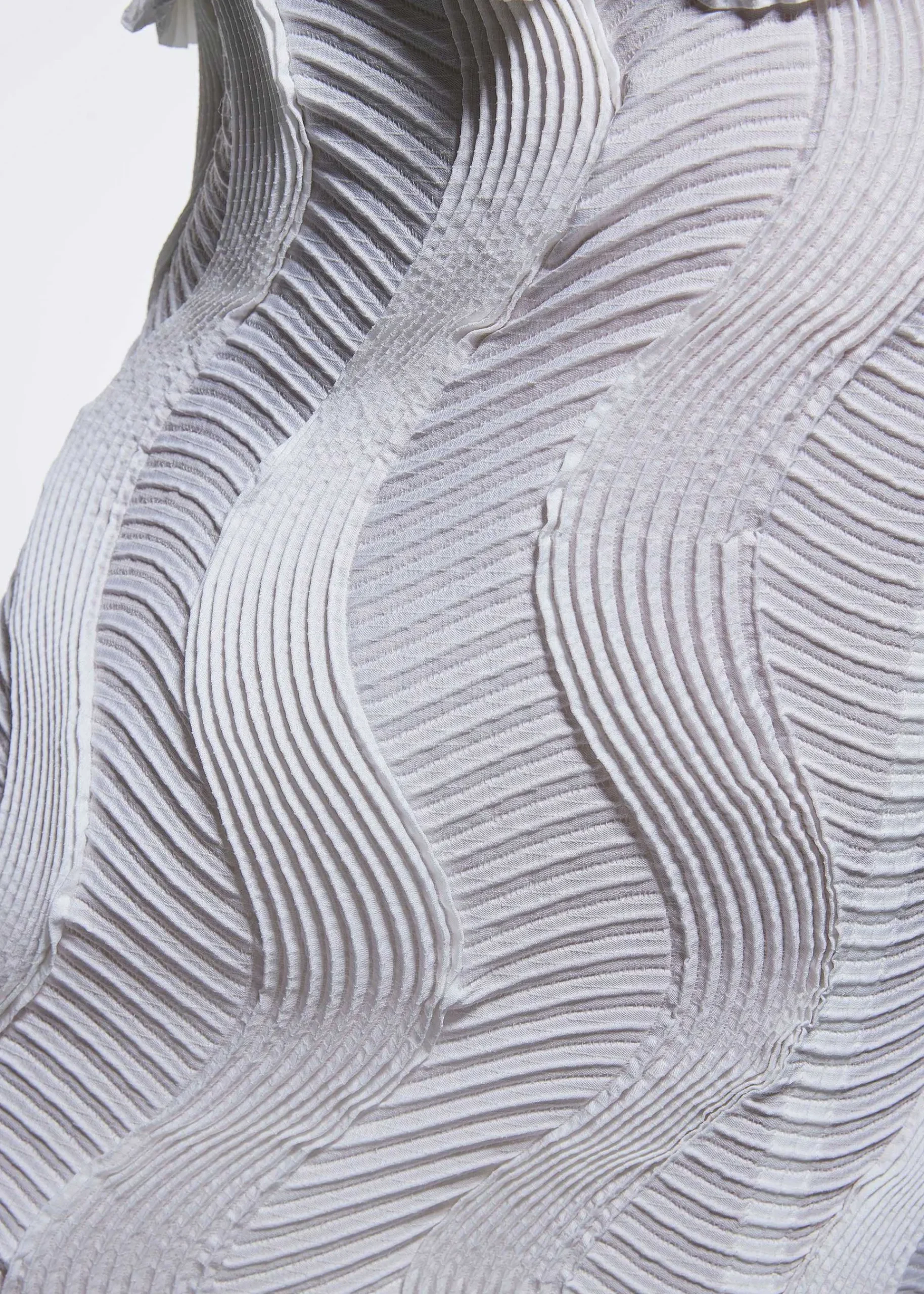 ISSEY MIYAKE Type-O 004 Fashion