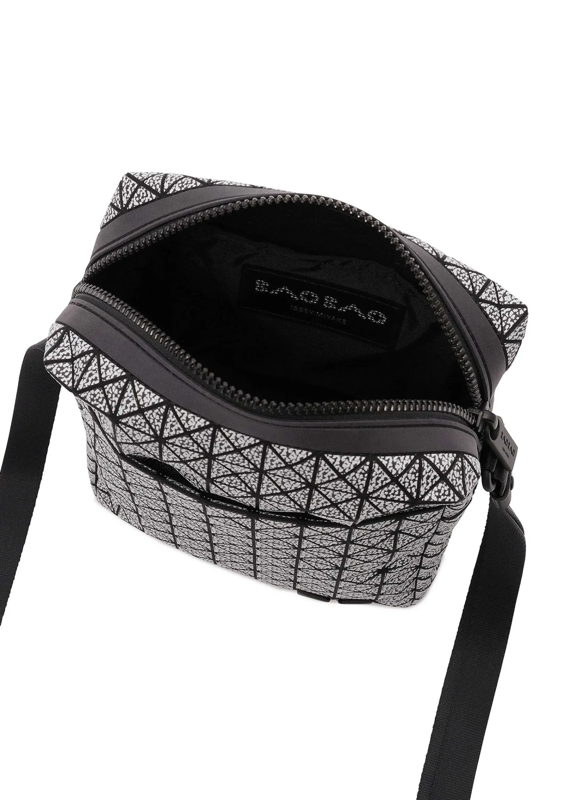 ISSEY MIYAKE Voyager Online