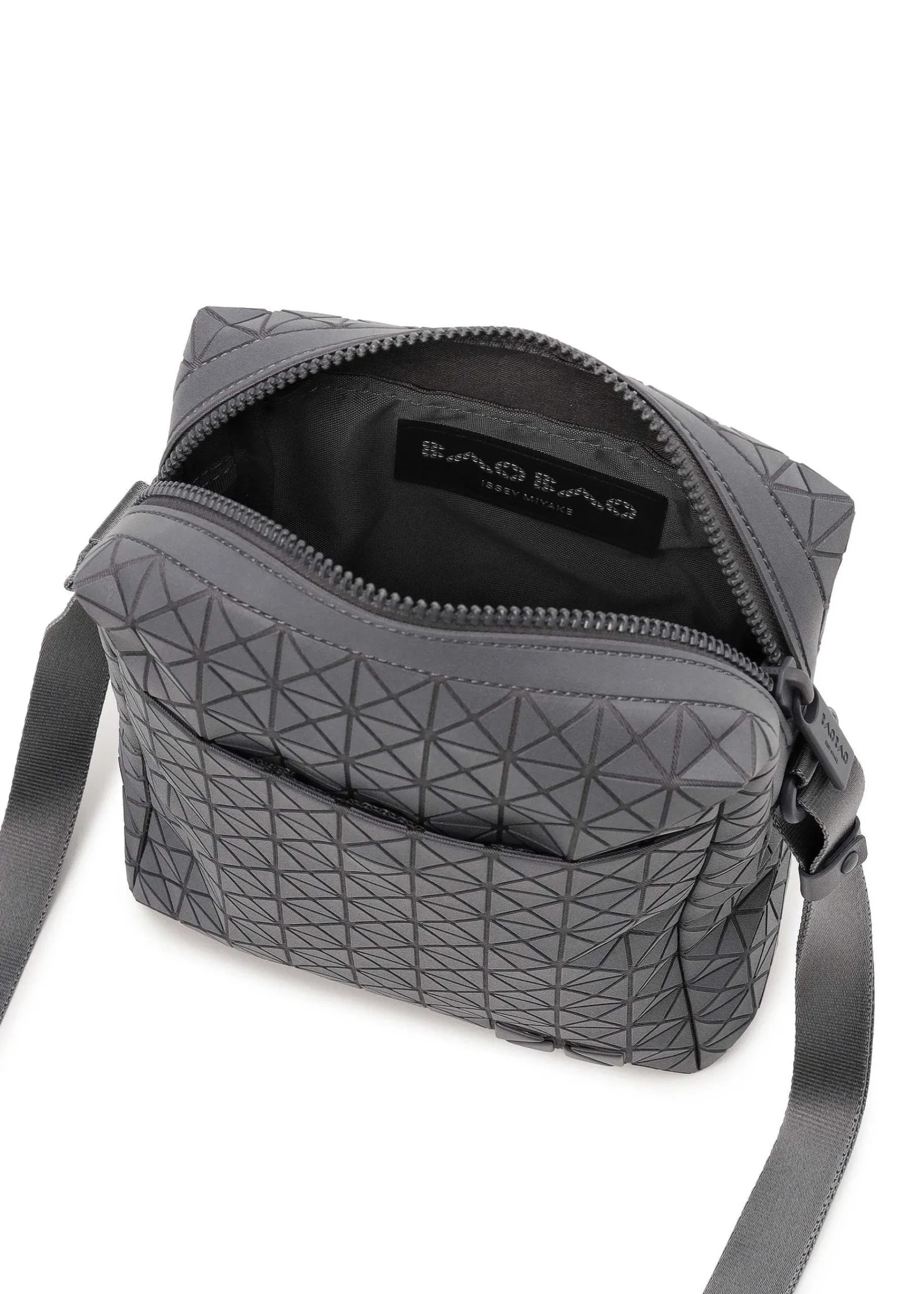 ISSEY MIYAKE Voyager One-Tone Best Sale