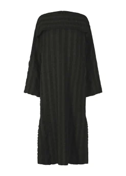 ISSEY MIYAKE Yoshi Discount