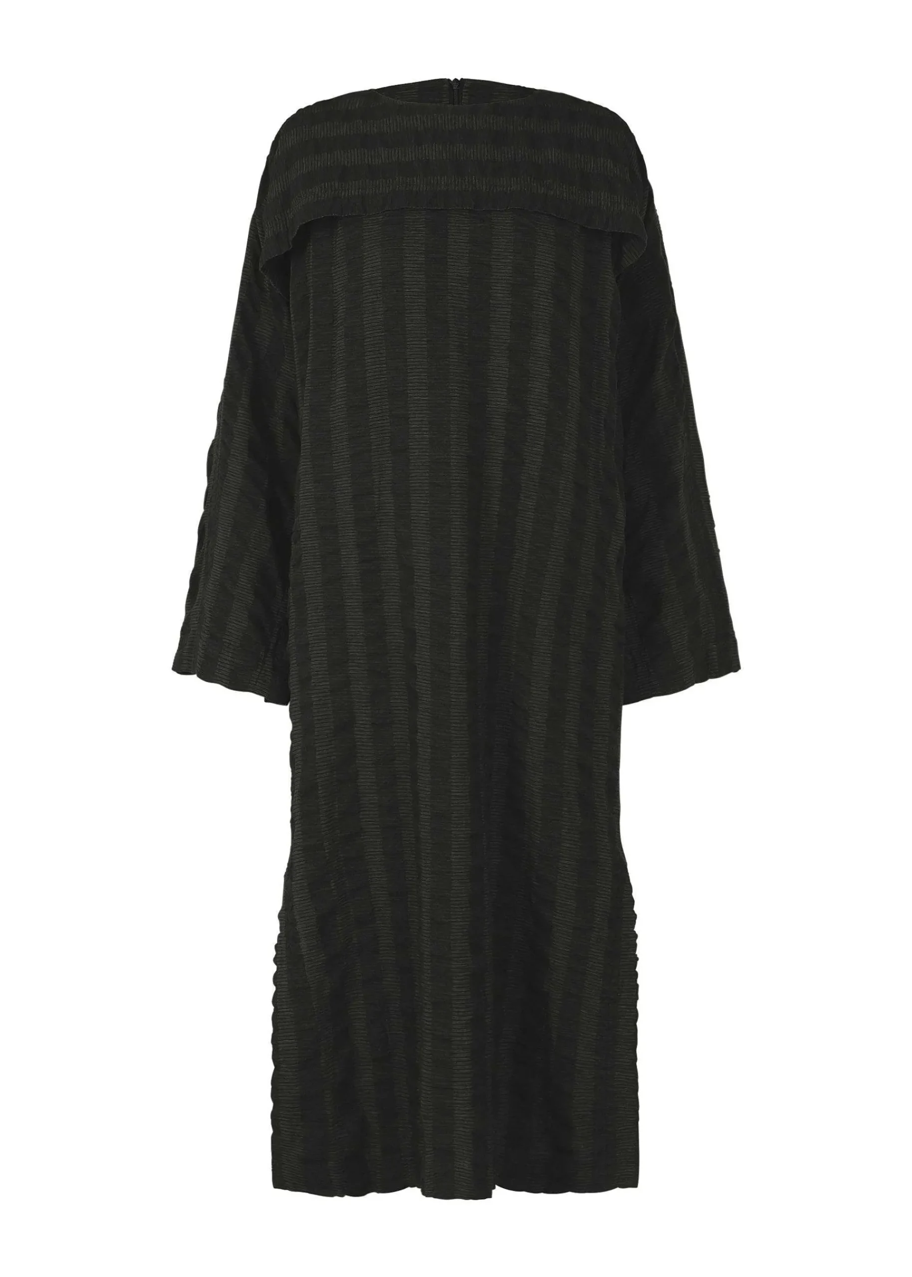 ISSEY MIYAKE Yoshi Discount