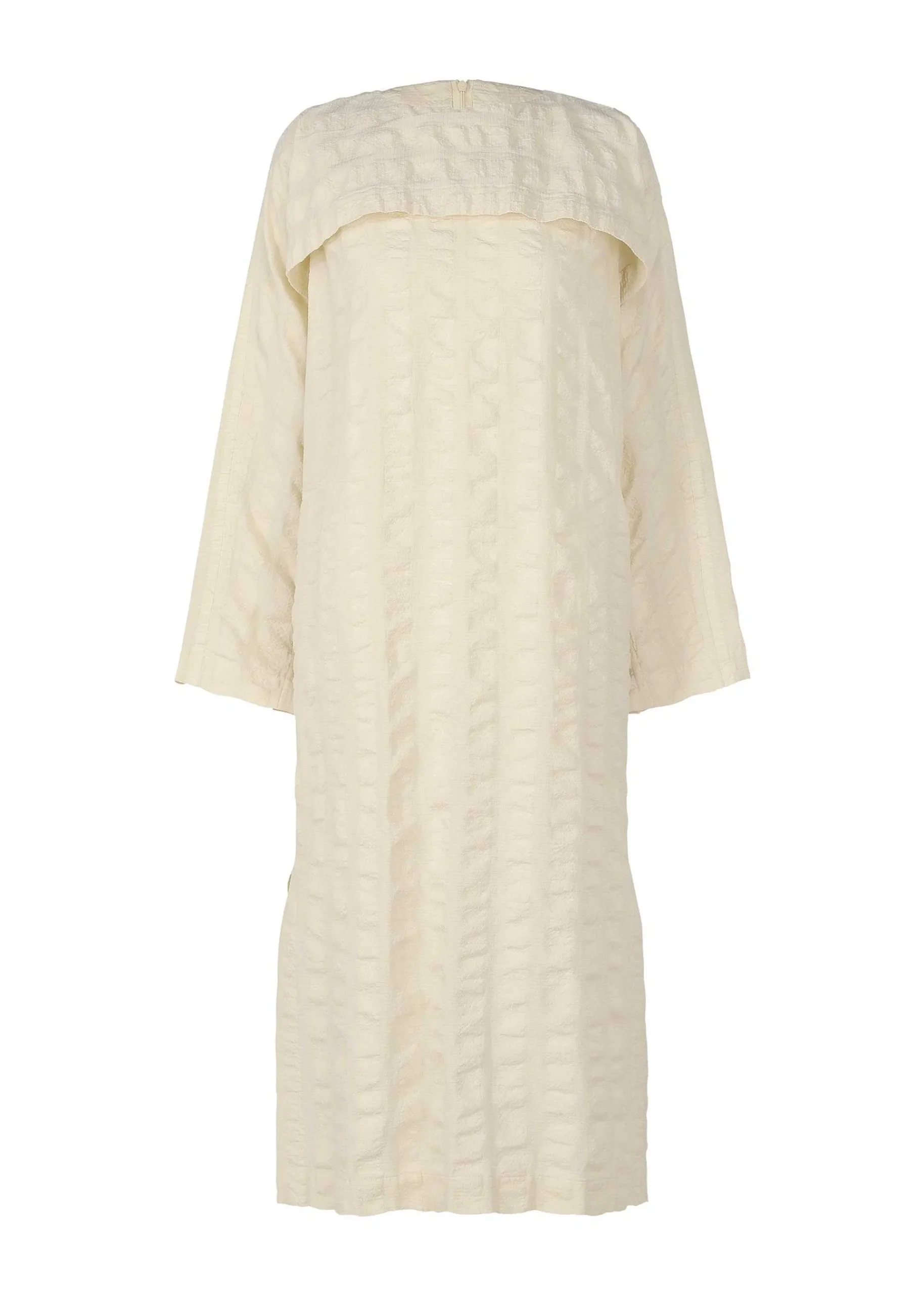 ISSEY MIYAKE Yoshi Discount