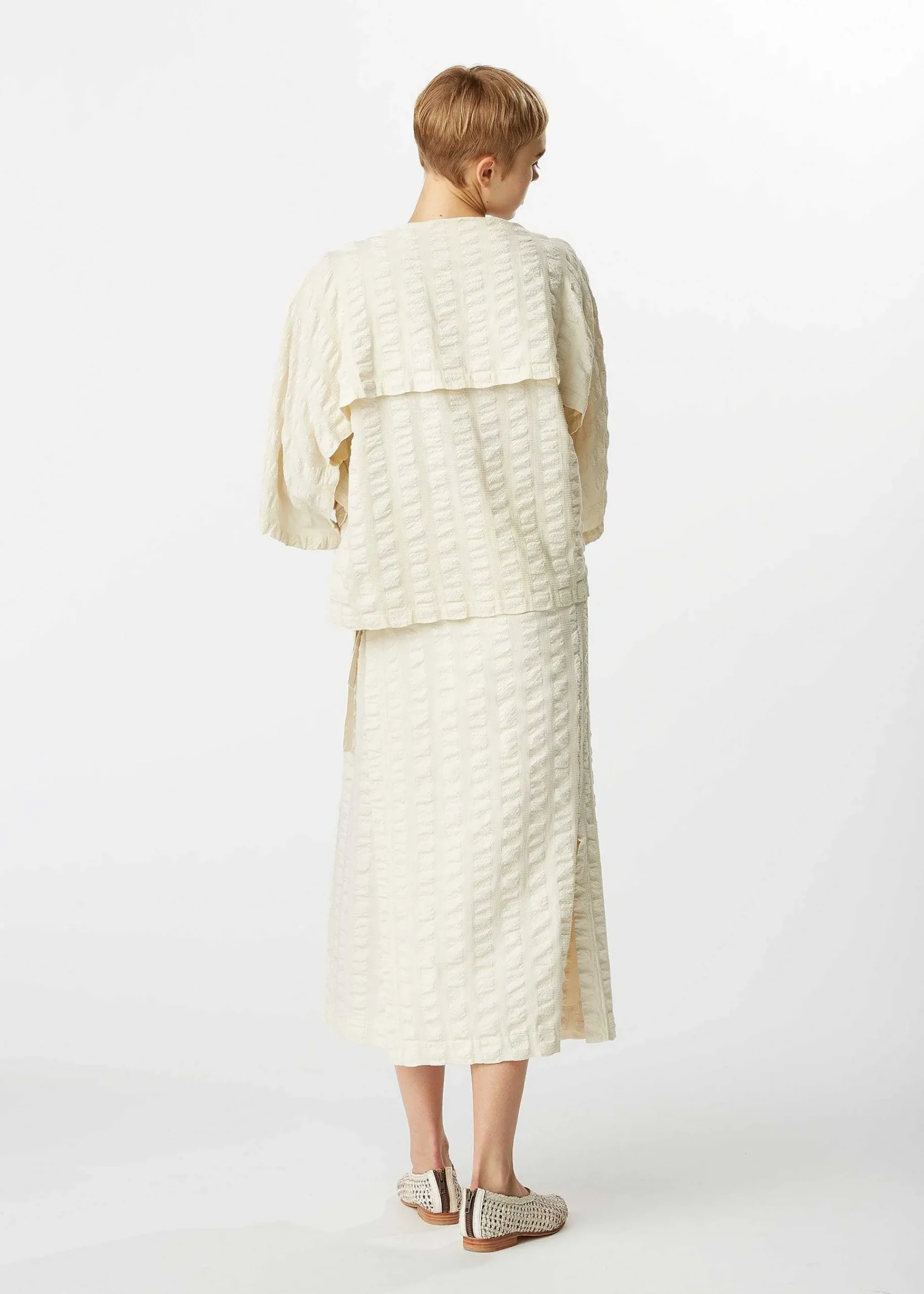 ISSEY MIYAKE Yoshi Discount