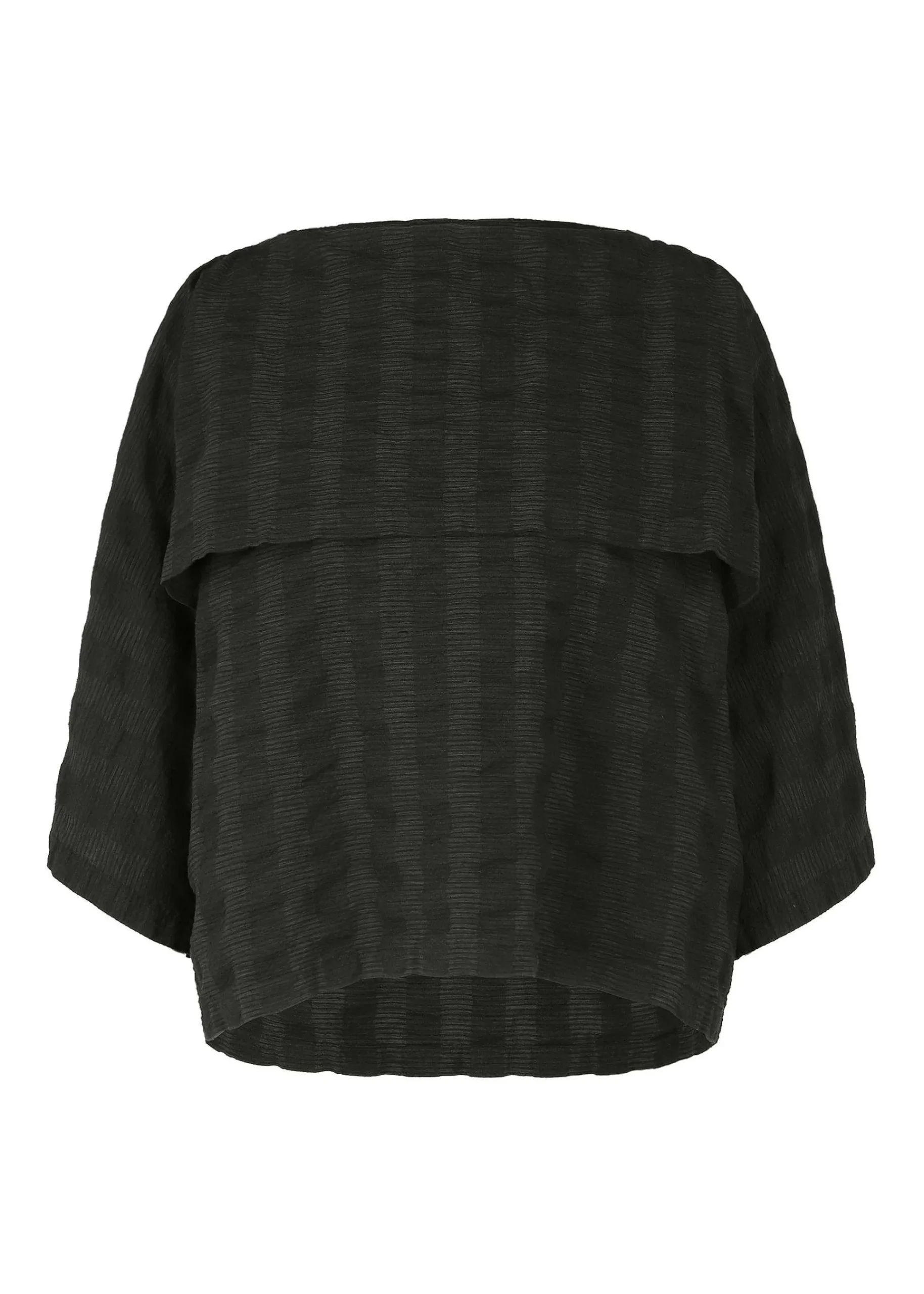 ISSEY MIYAKE Yoshi Discount