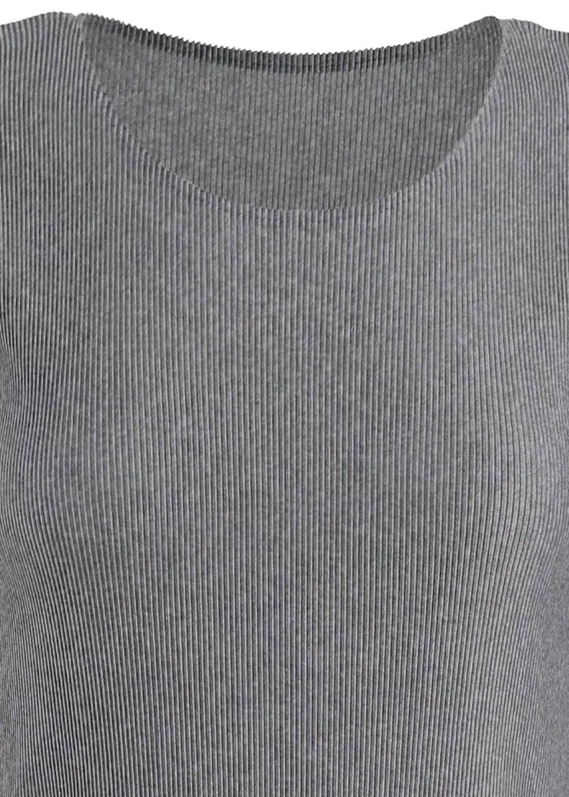 mist_basics_4-3.webp ISSEY MIYAKE Top | Mist Basics Light Gray